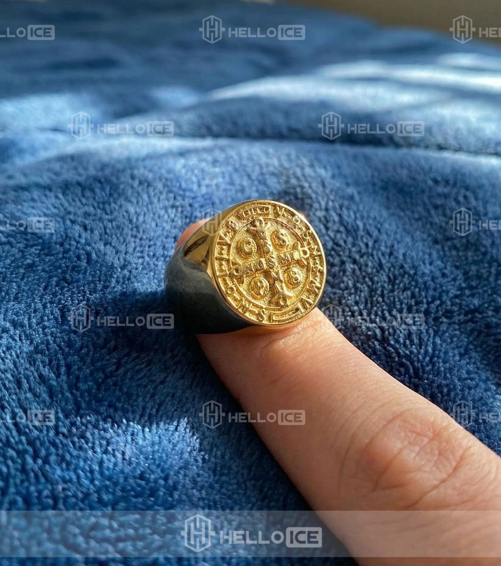 Helloice Review Image