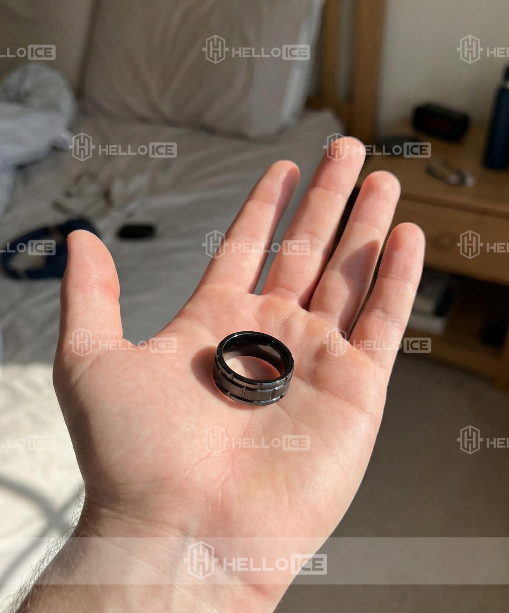 Helloice Review Image