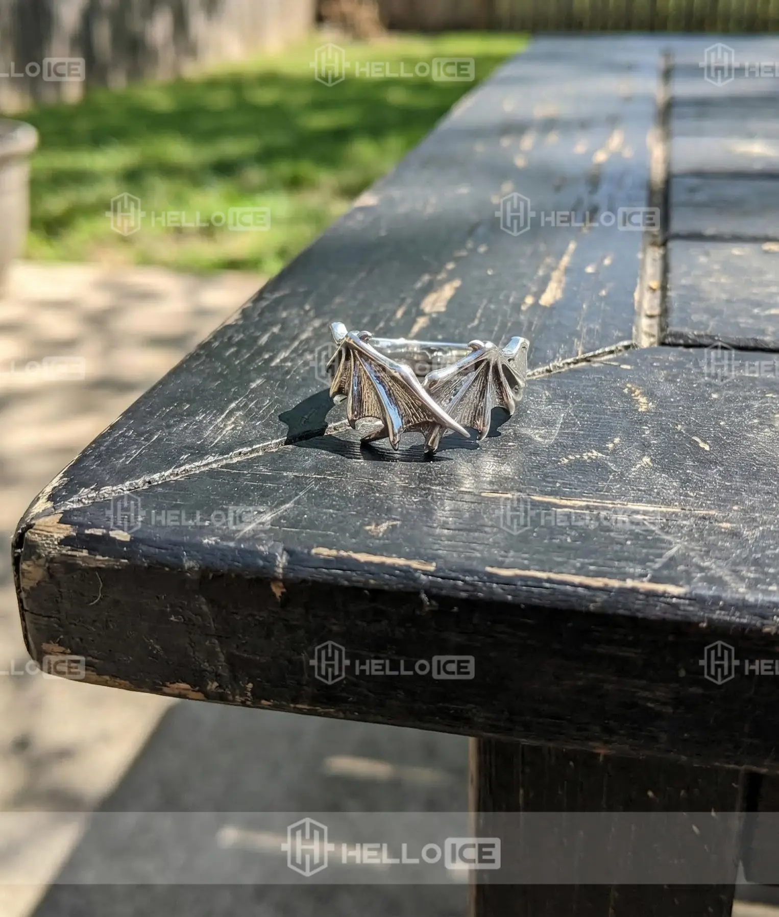 Helloice Review Image