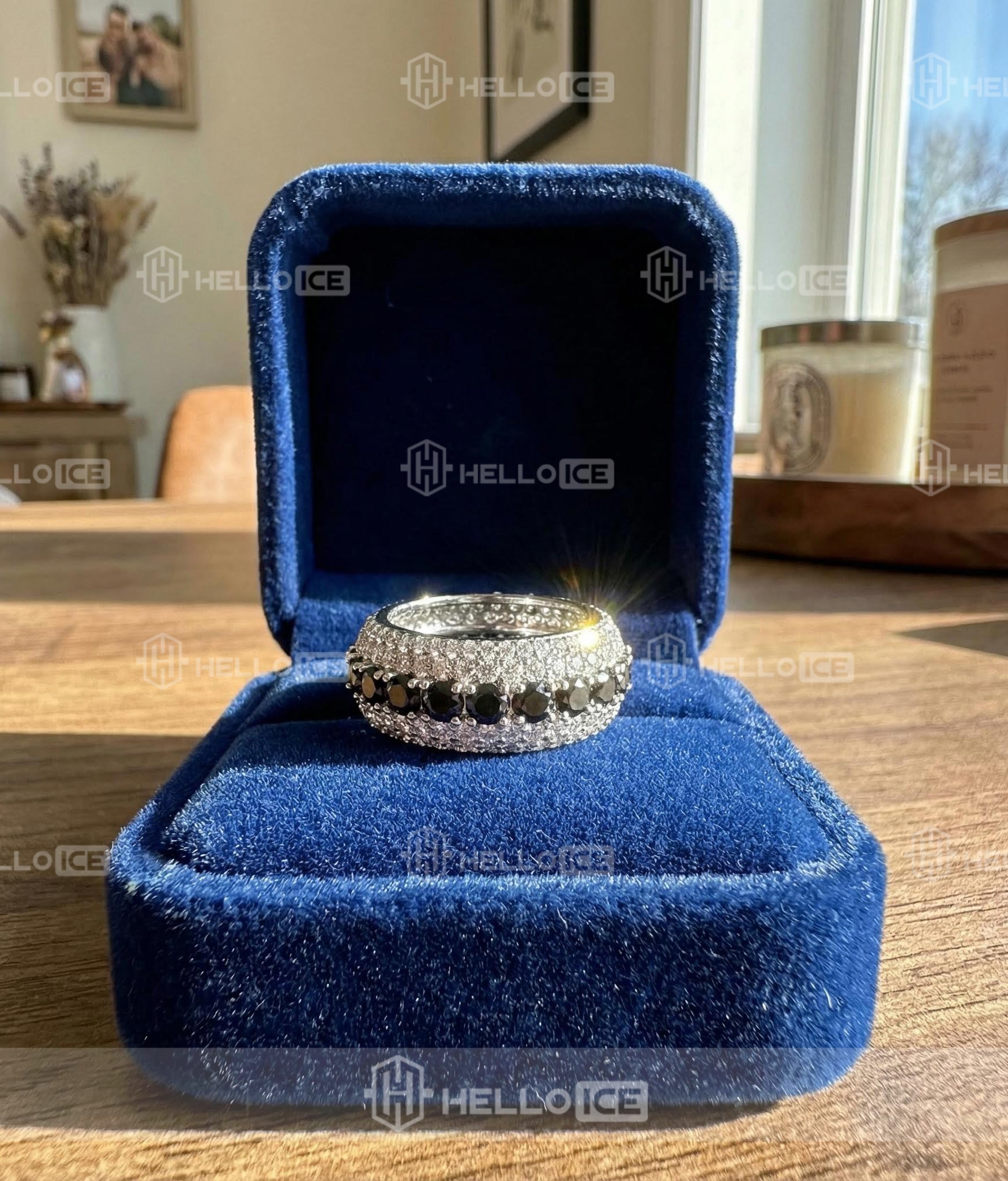 Helloice Review Image