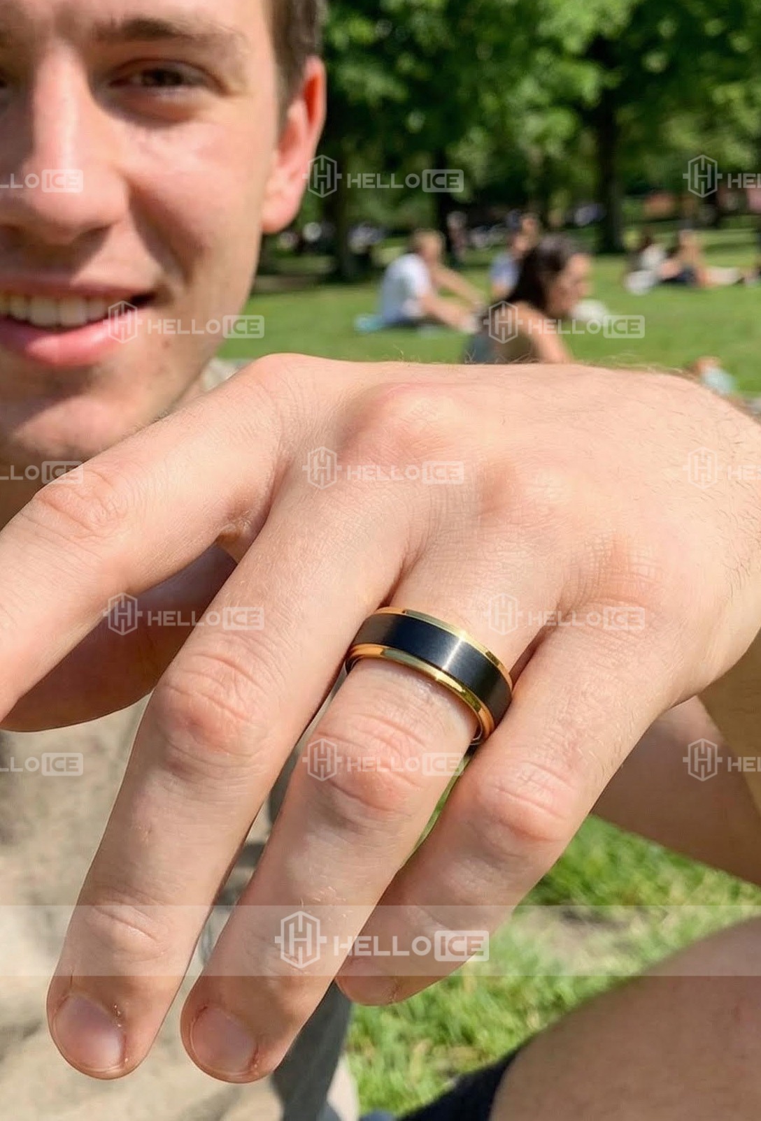 Helloice Review Image