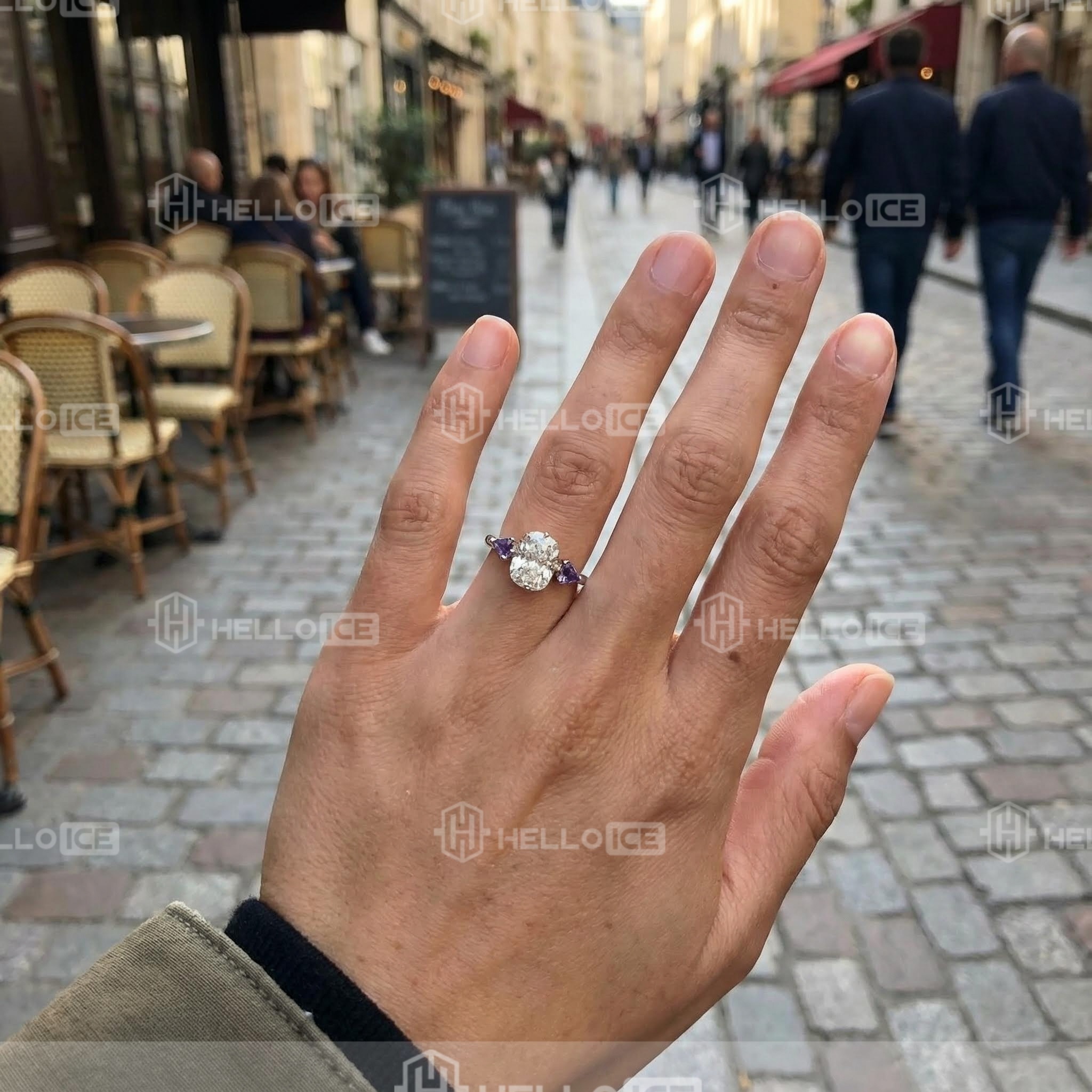 Helloice Review Image