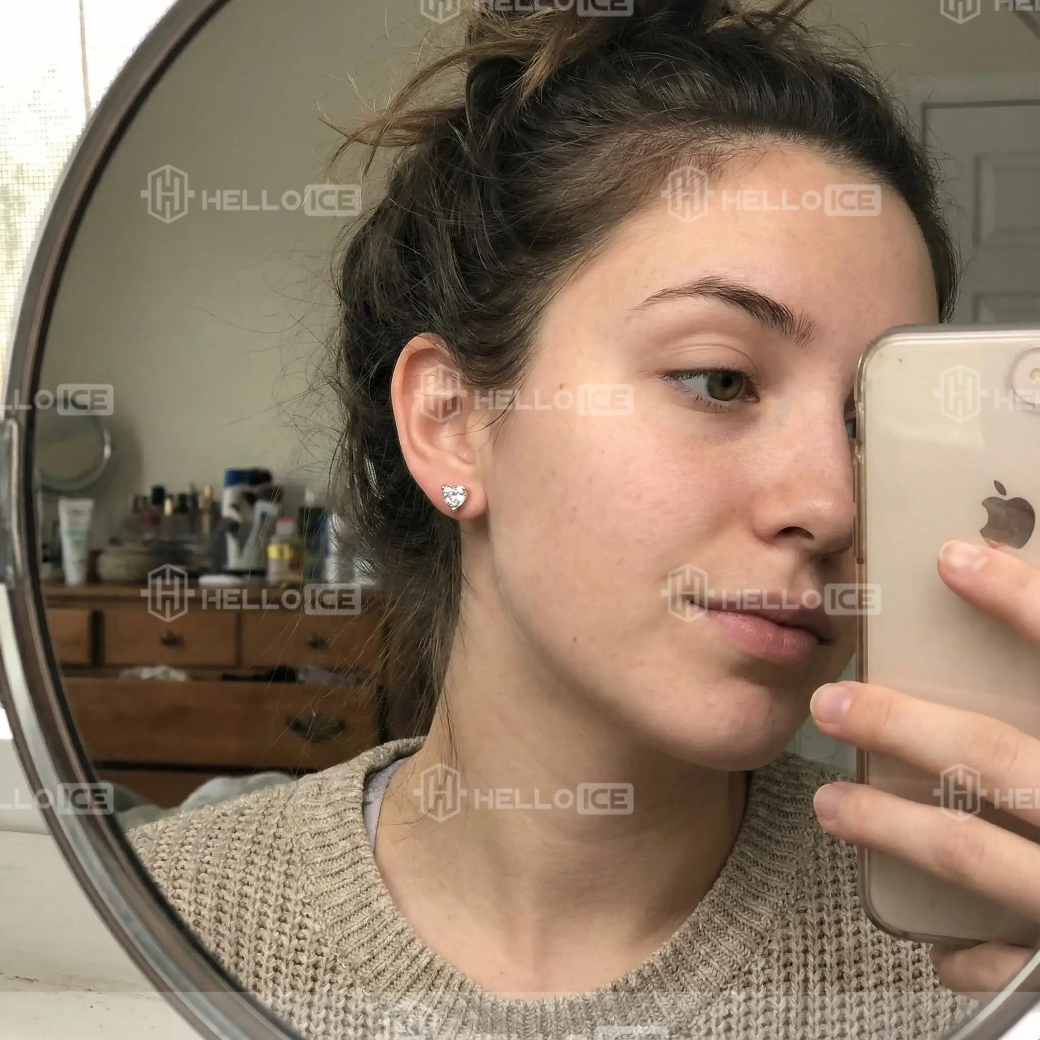 Helloice Review Image