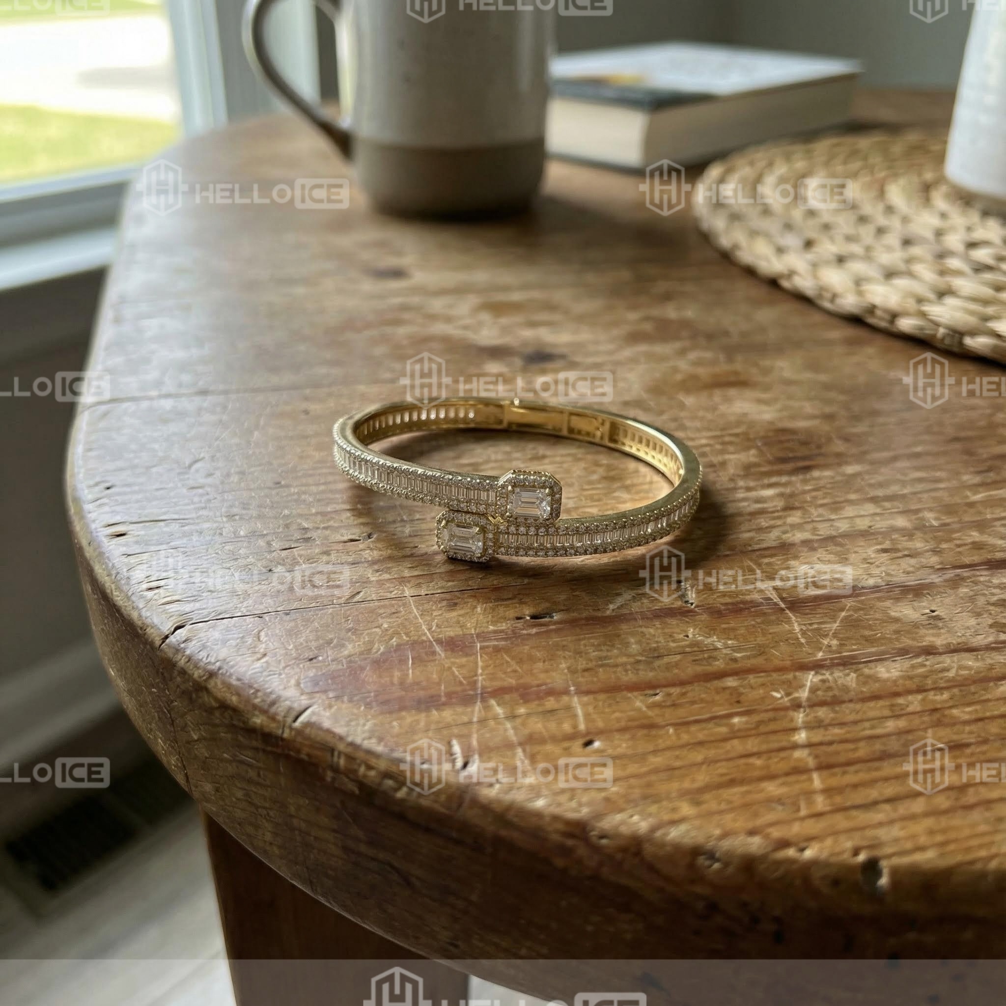 Helloice Review Image