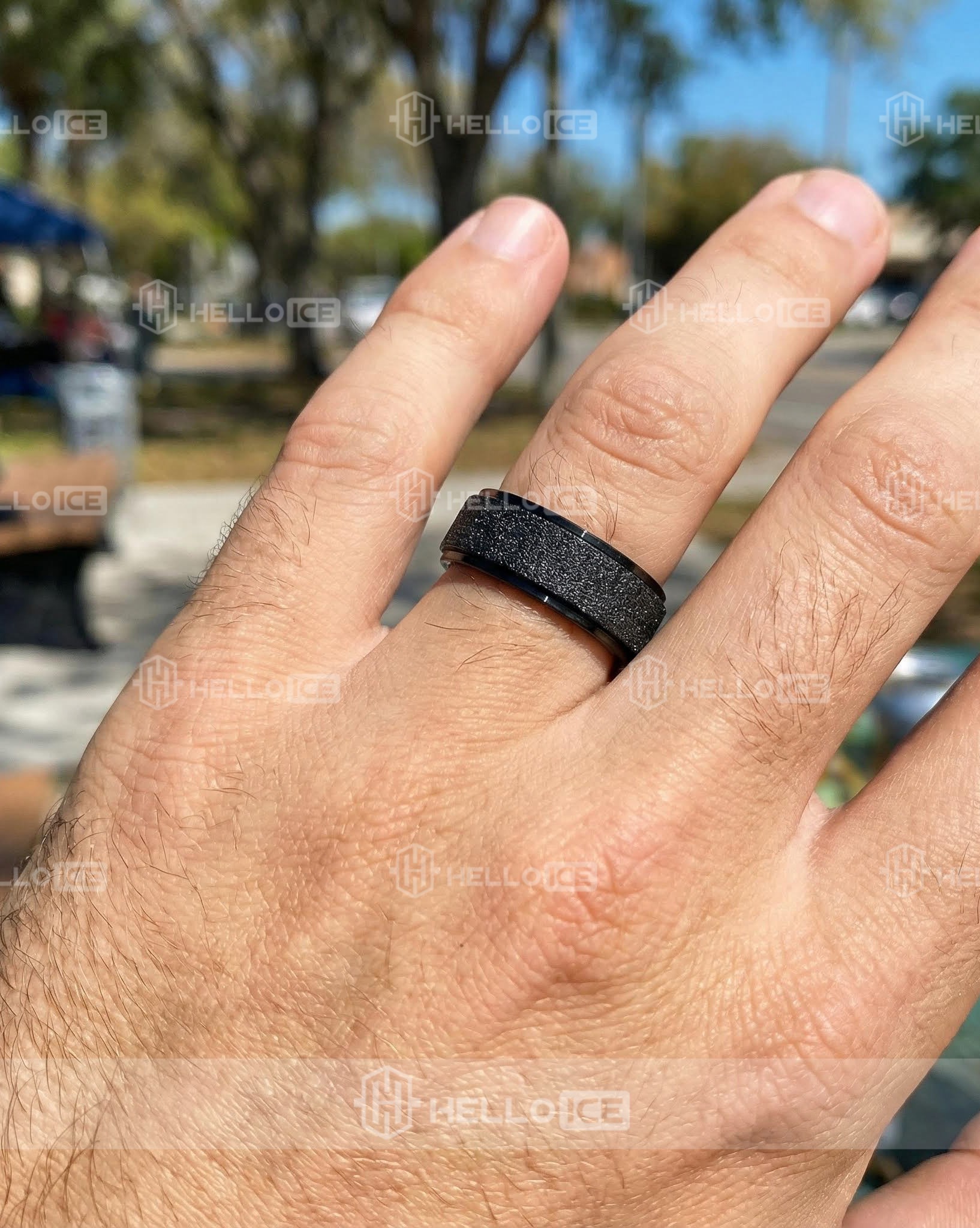 Helloice Review Image