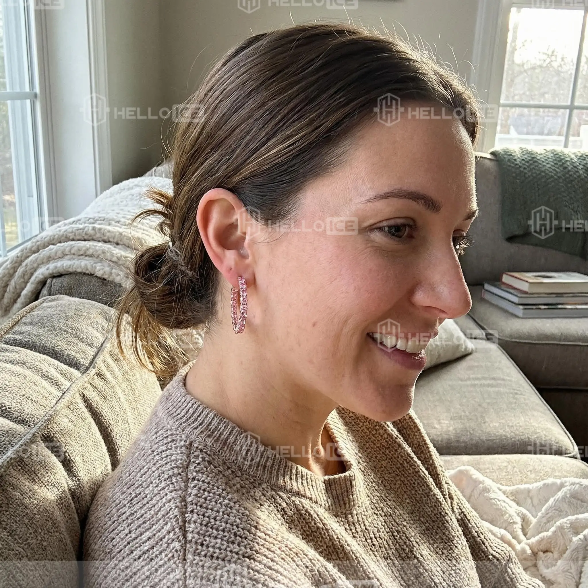 Helloice Review Image