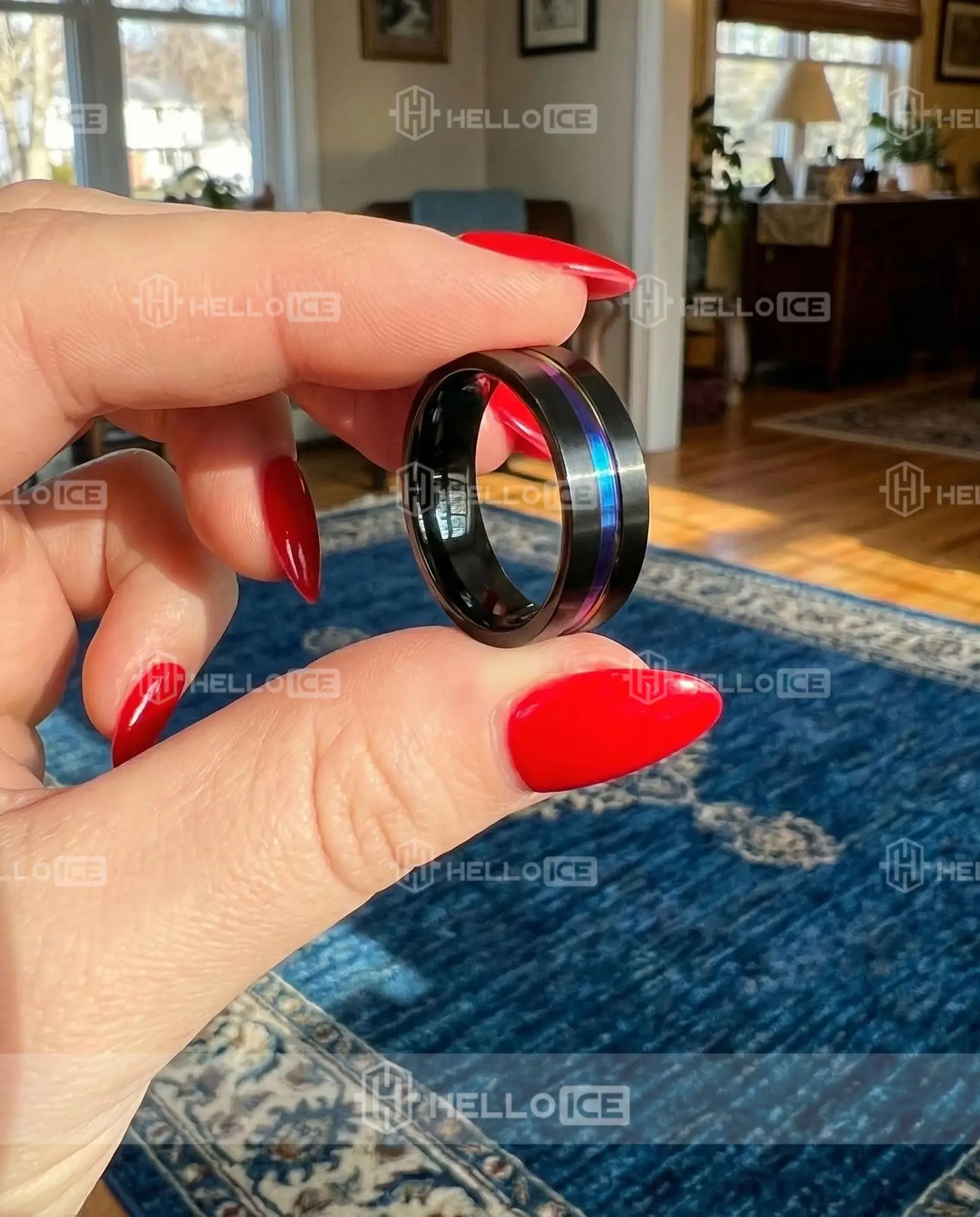 Helloice Review Image