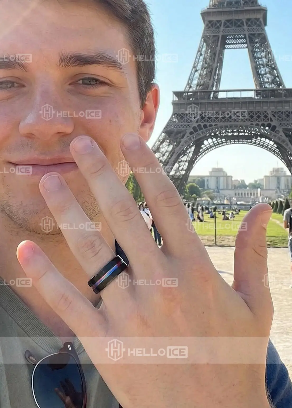 Helloice Review Image