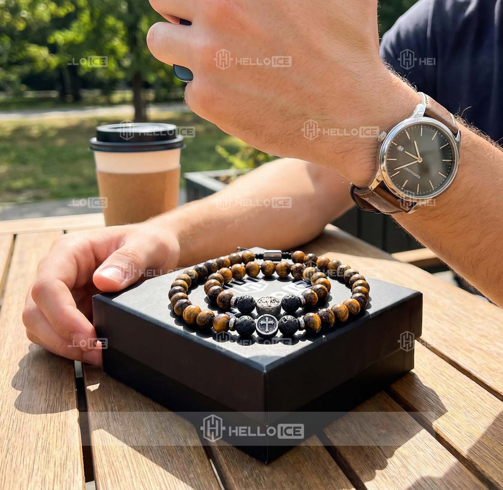 Helloice Review Image