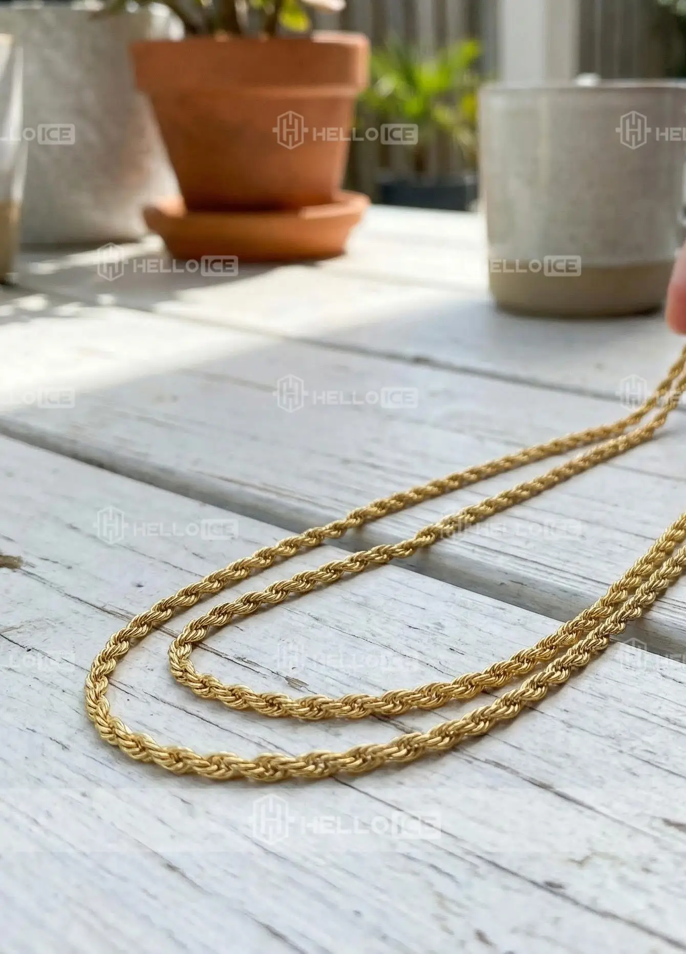 Helloice Review Image