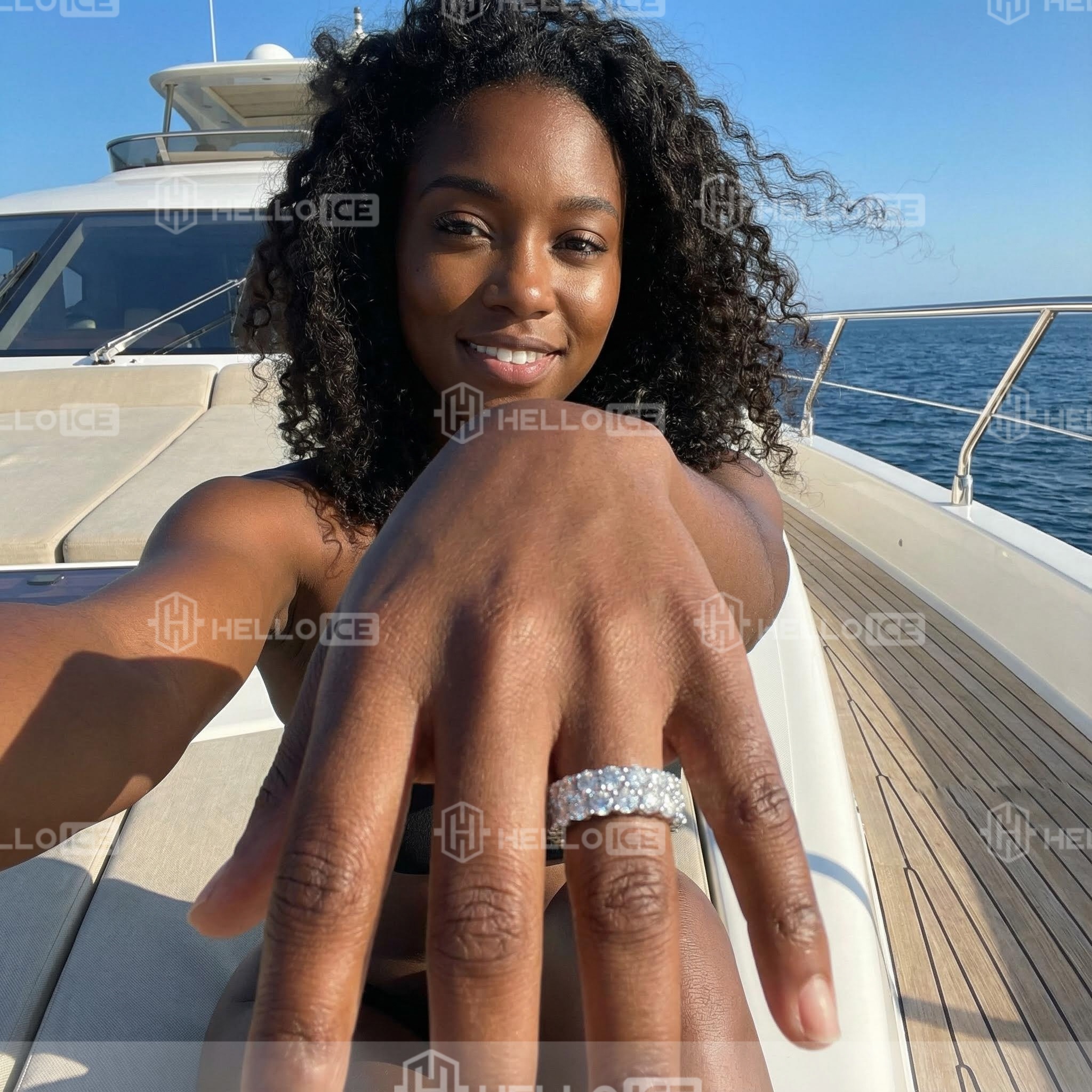 Helloice Review Image