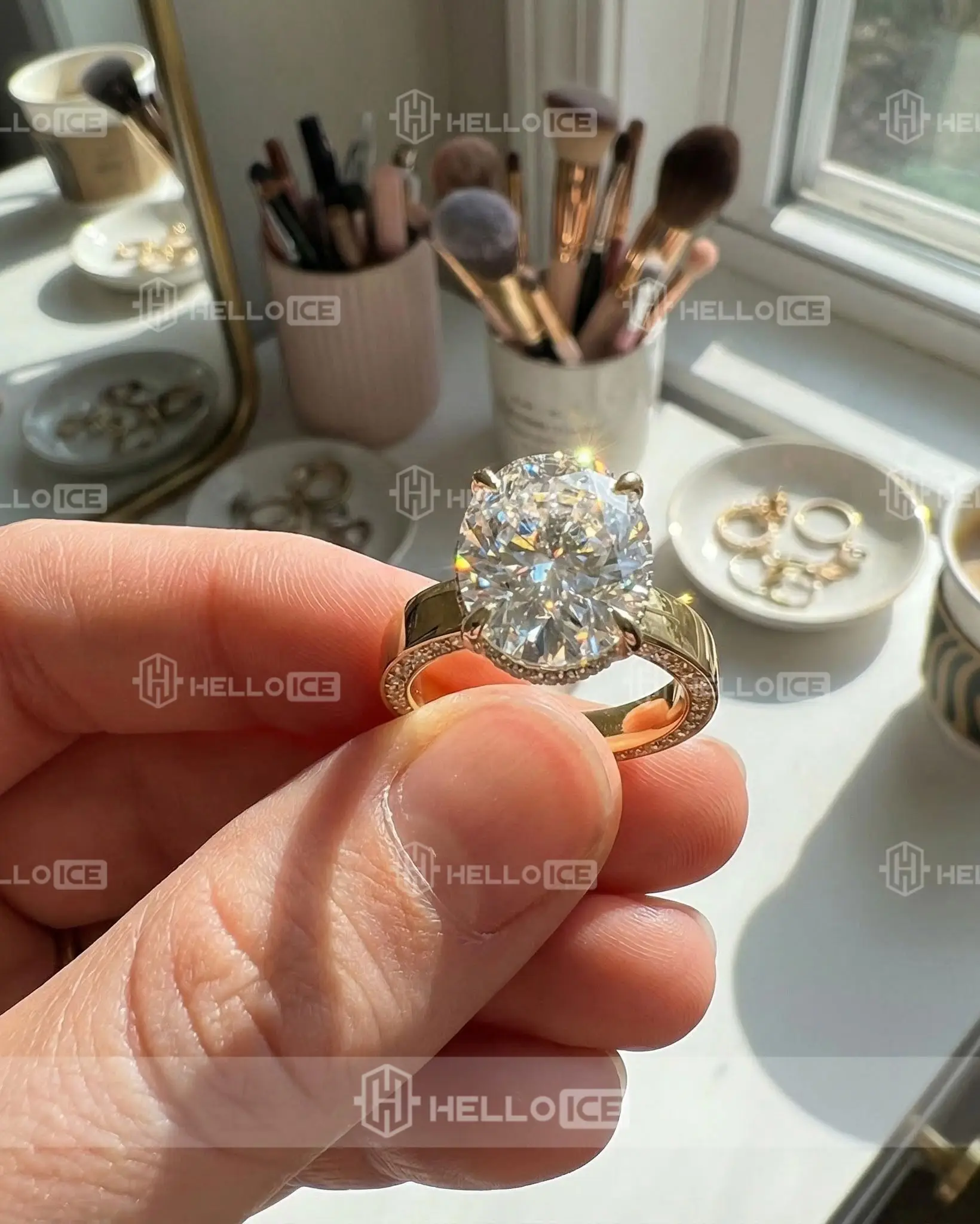 Helloice Review Image