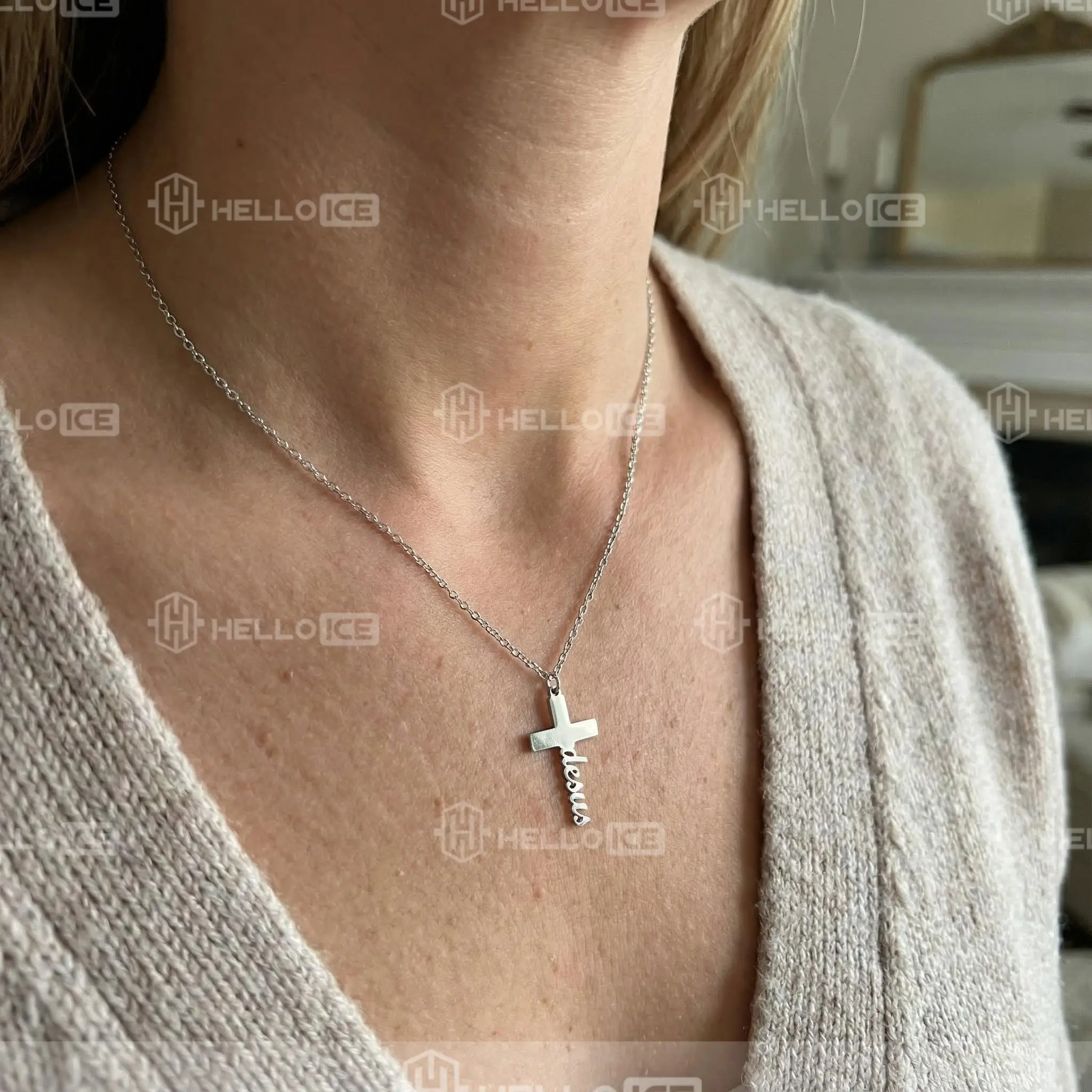 Helloice Review Image