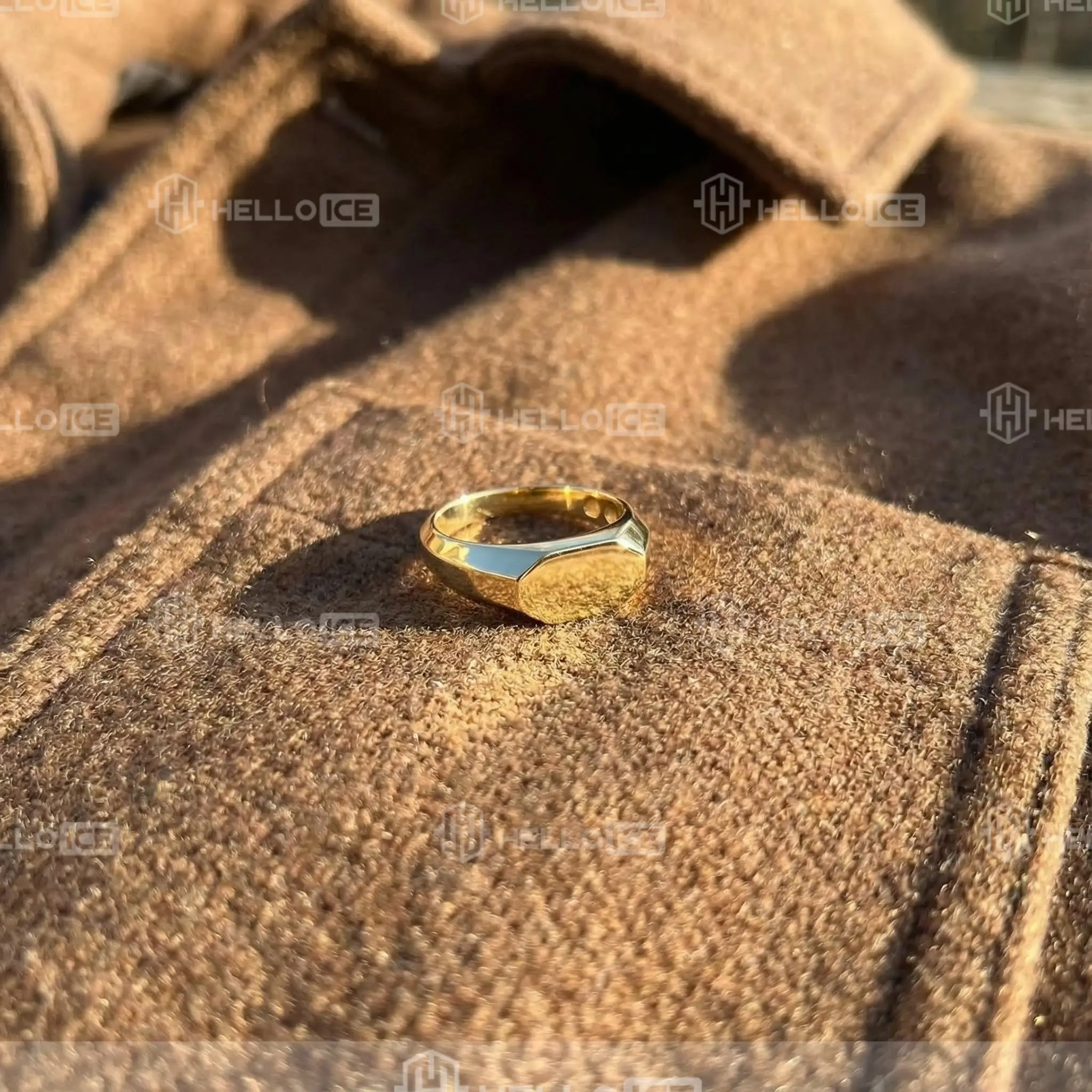 Helloice Review Image