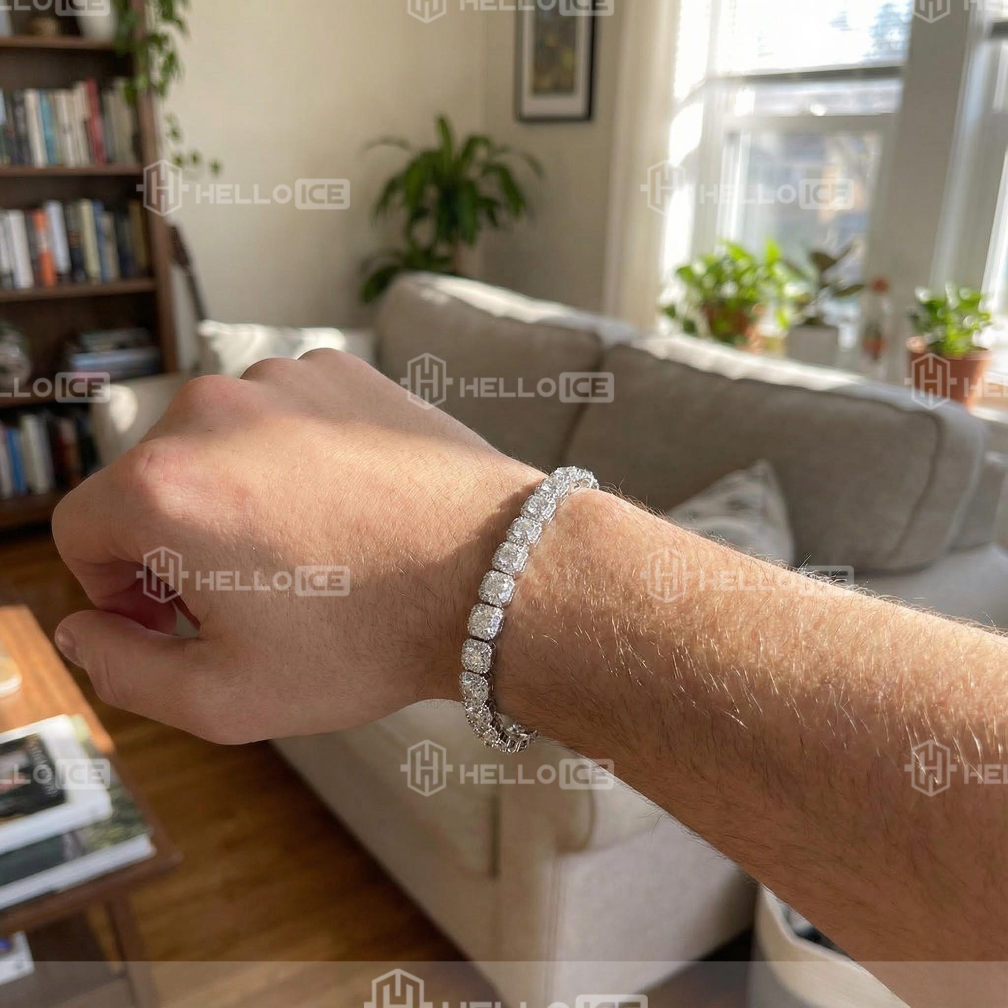 Helloice Review Image