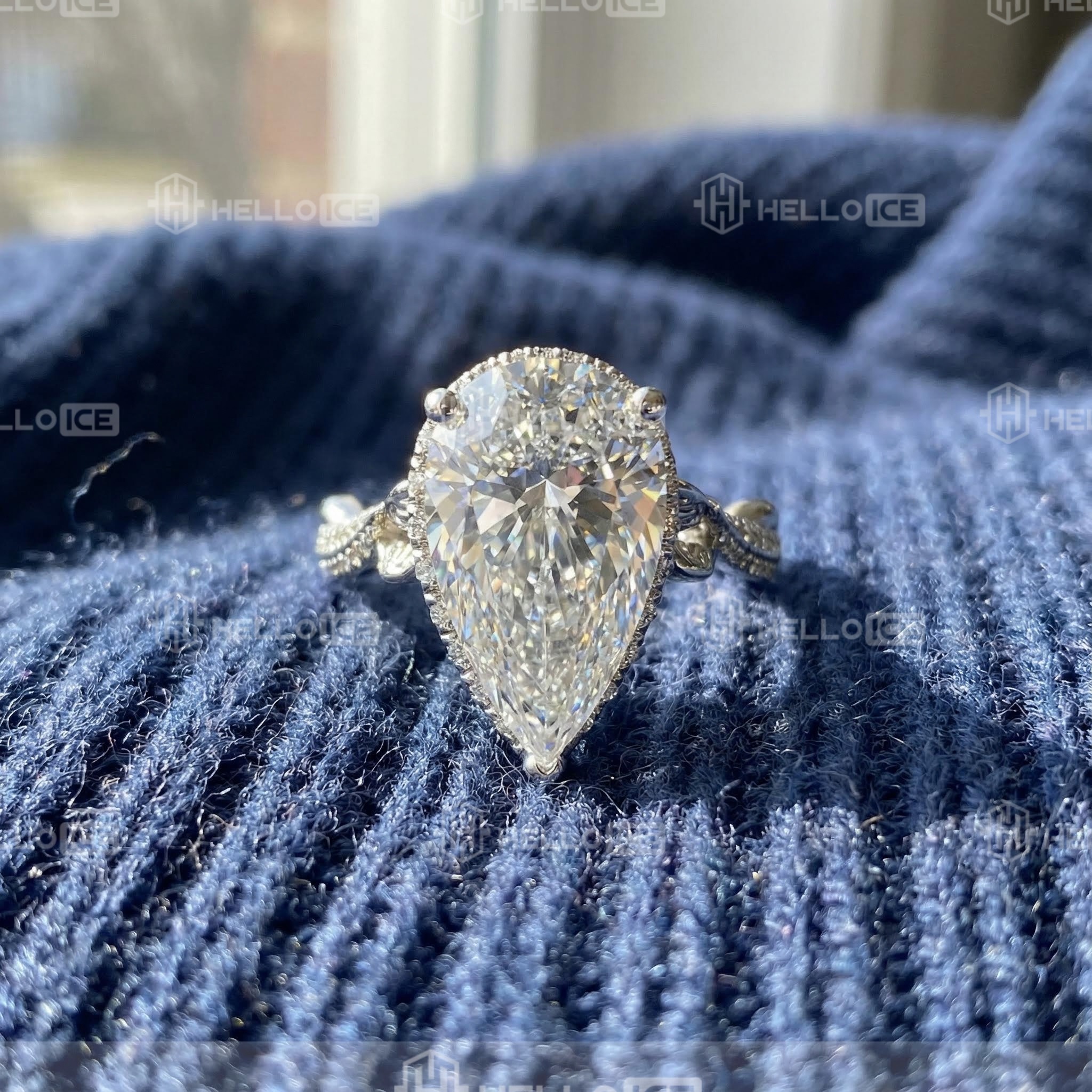 Helloice Review Image