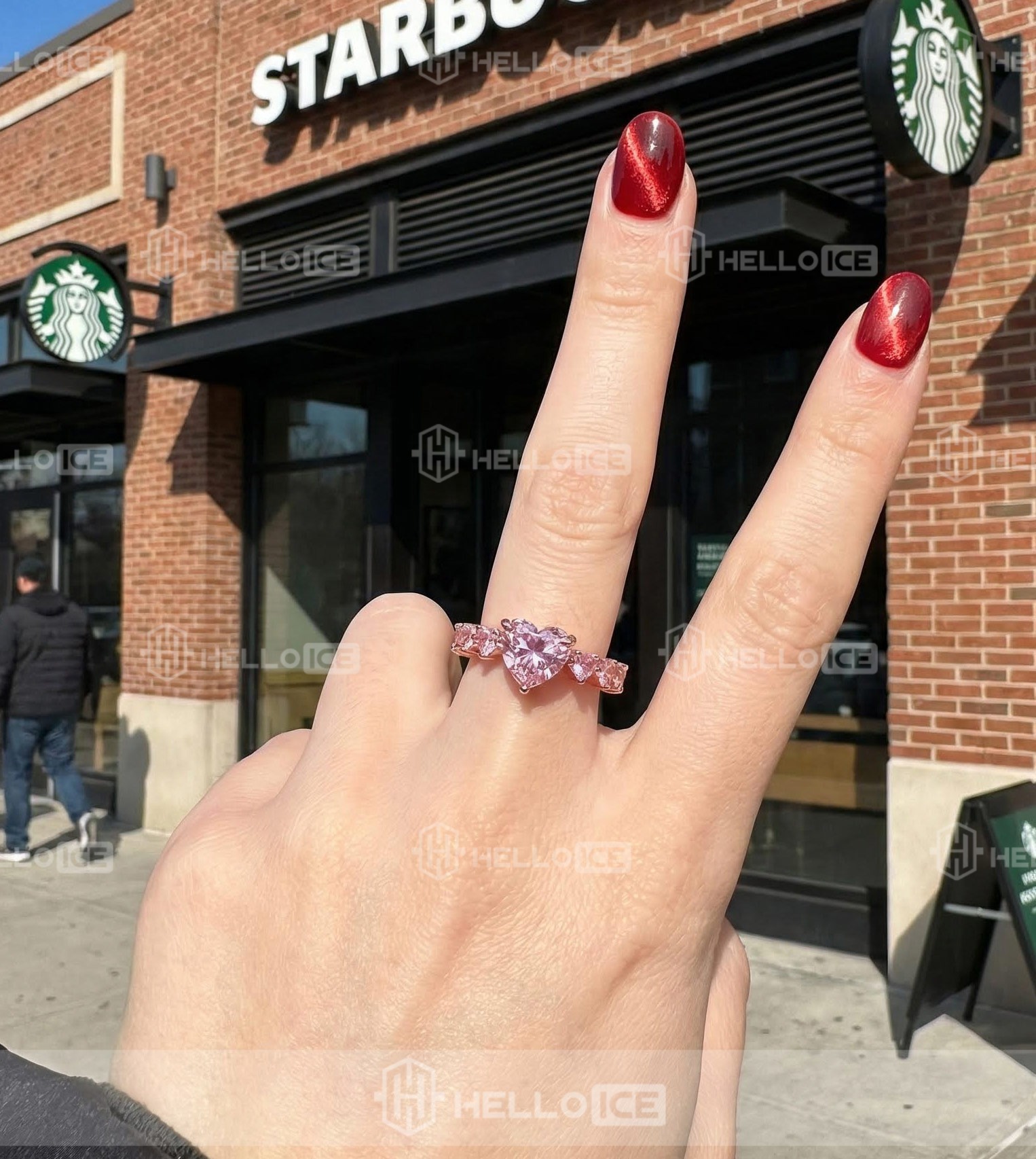 Helloice Review Image