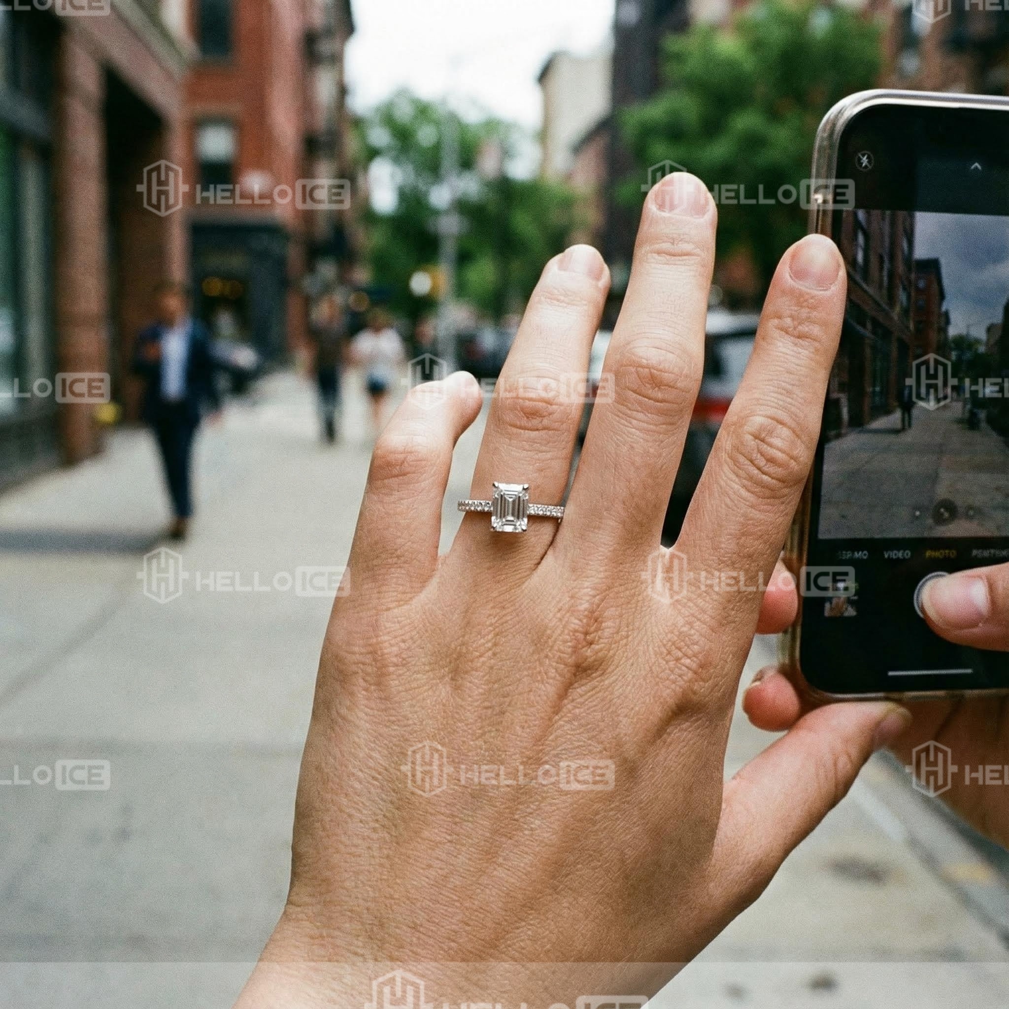 Helloice Review Image