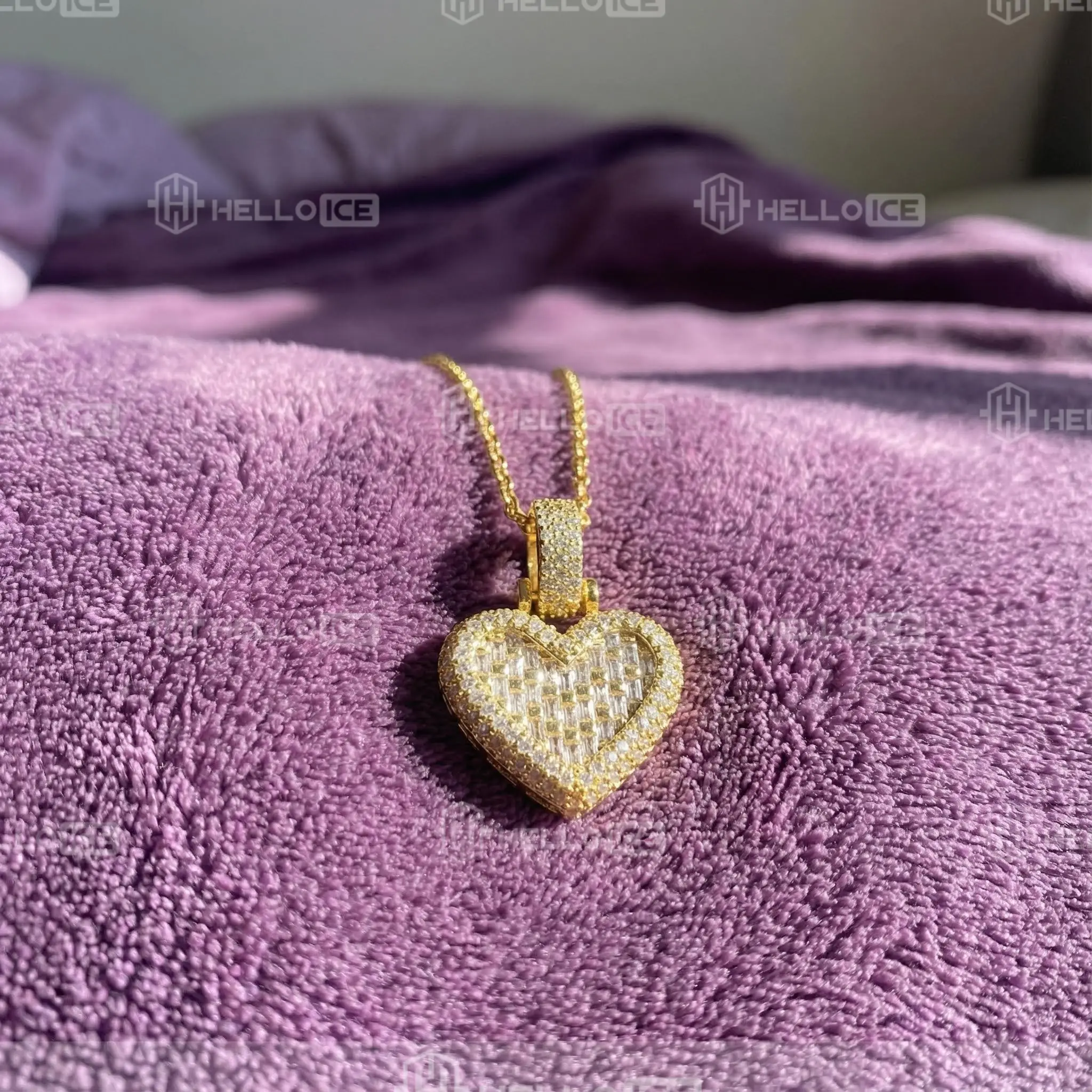 Helloice Review Image