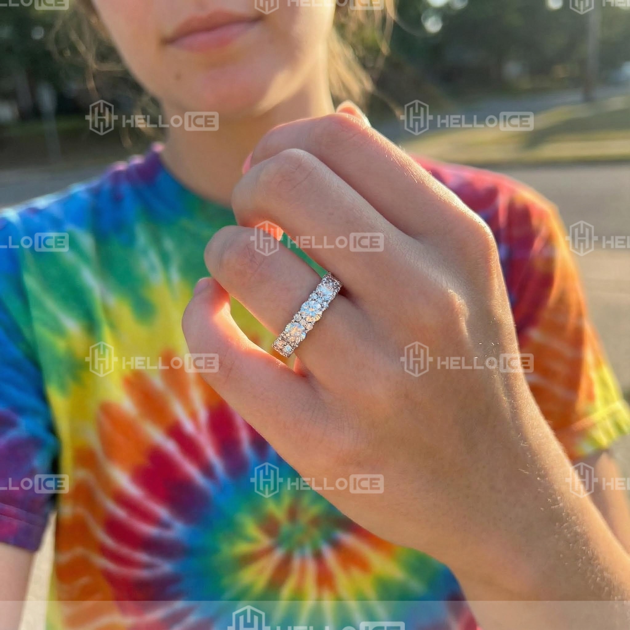 Helloice Review Image