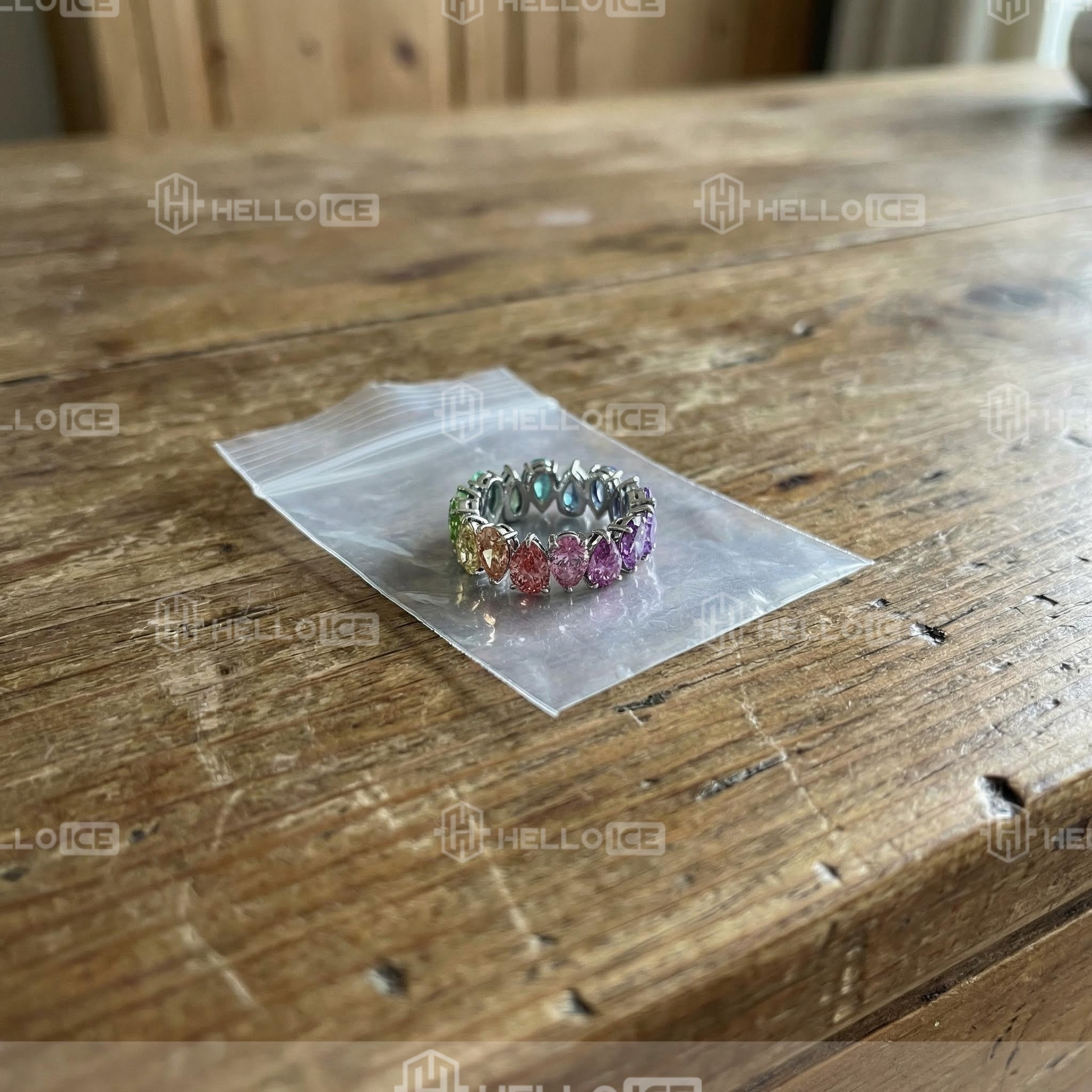 Helloice Review Image