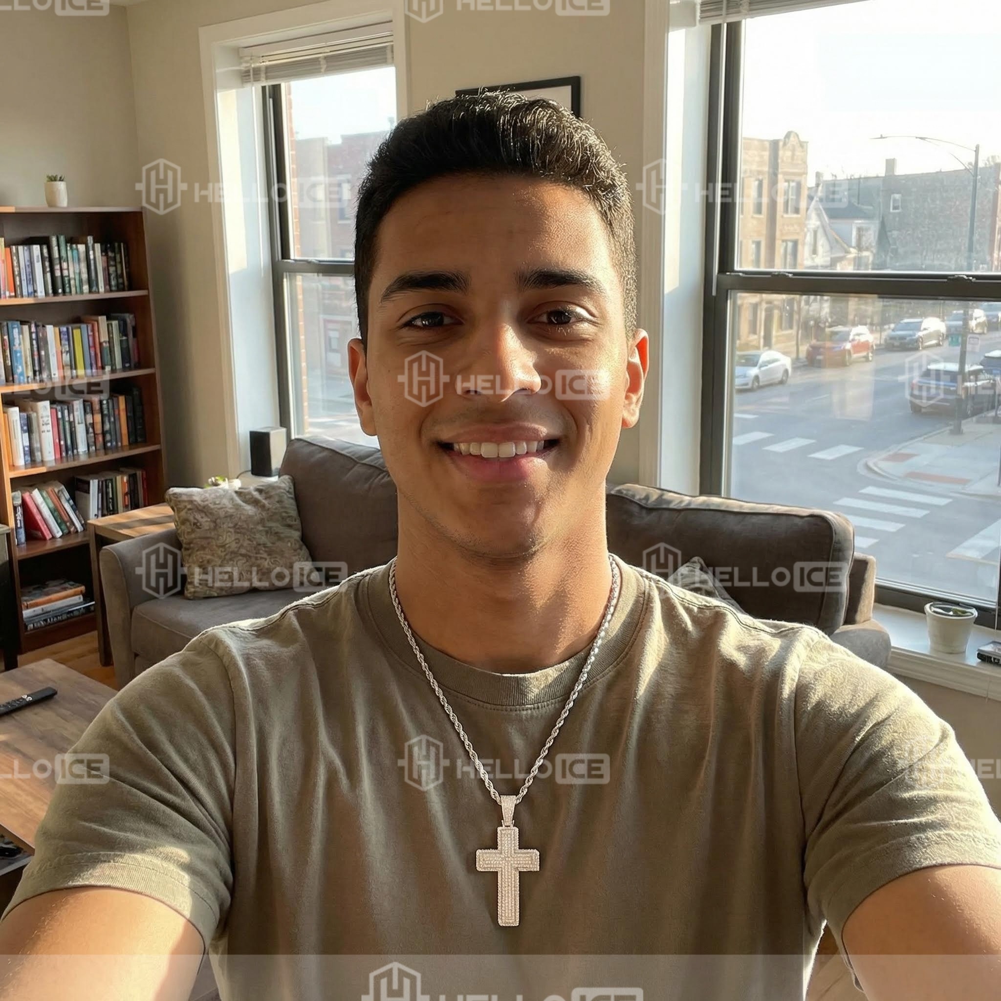 Helloice Review Image