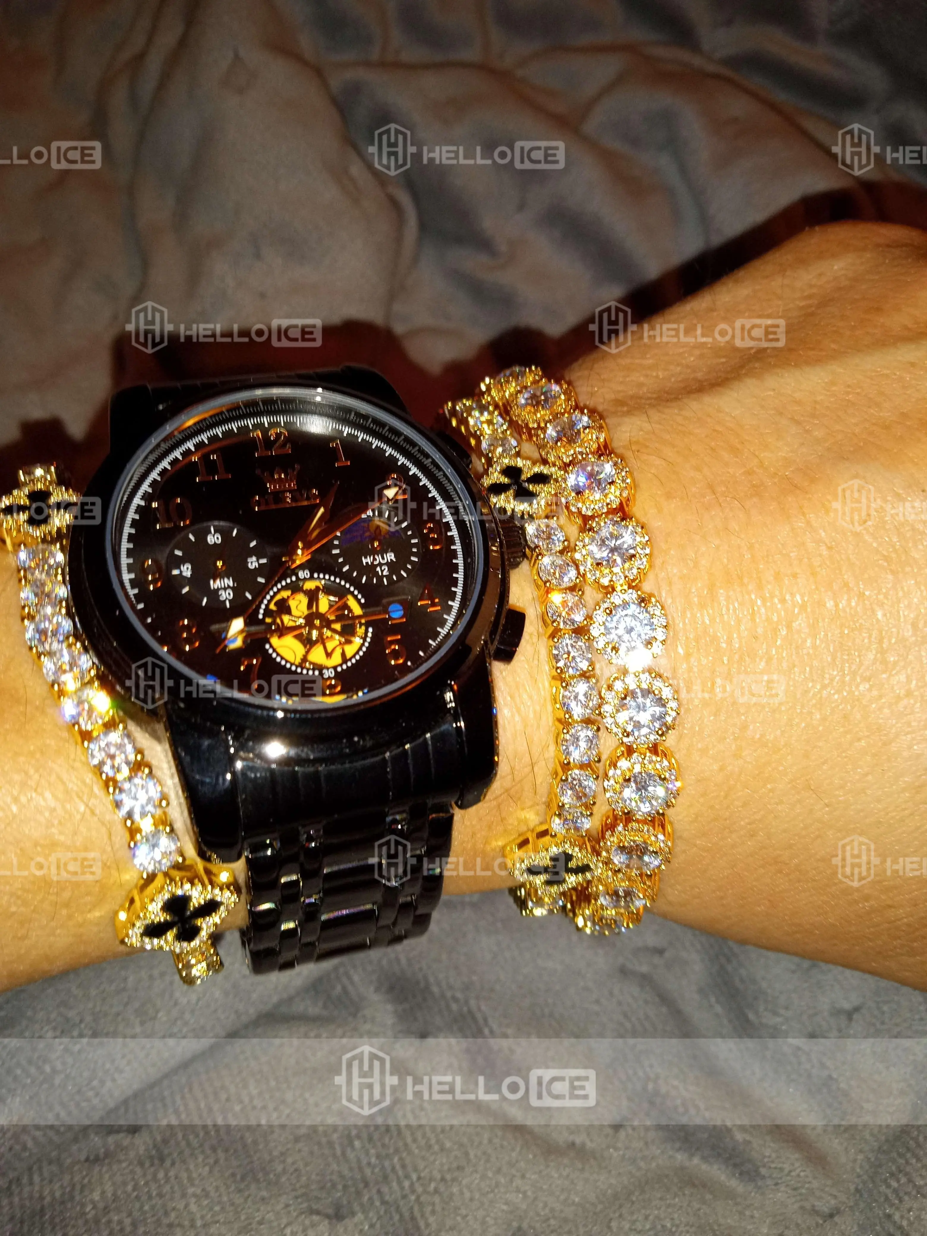 Helloice Review Image