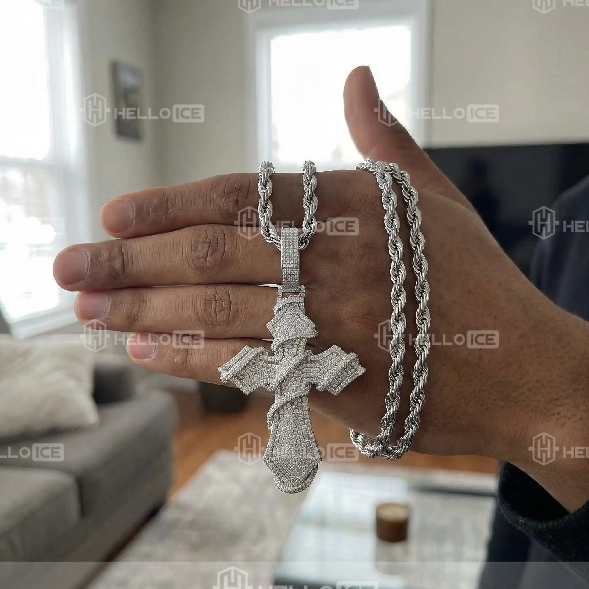 Helloice Review Image