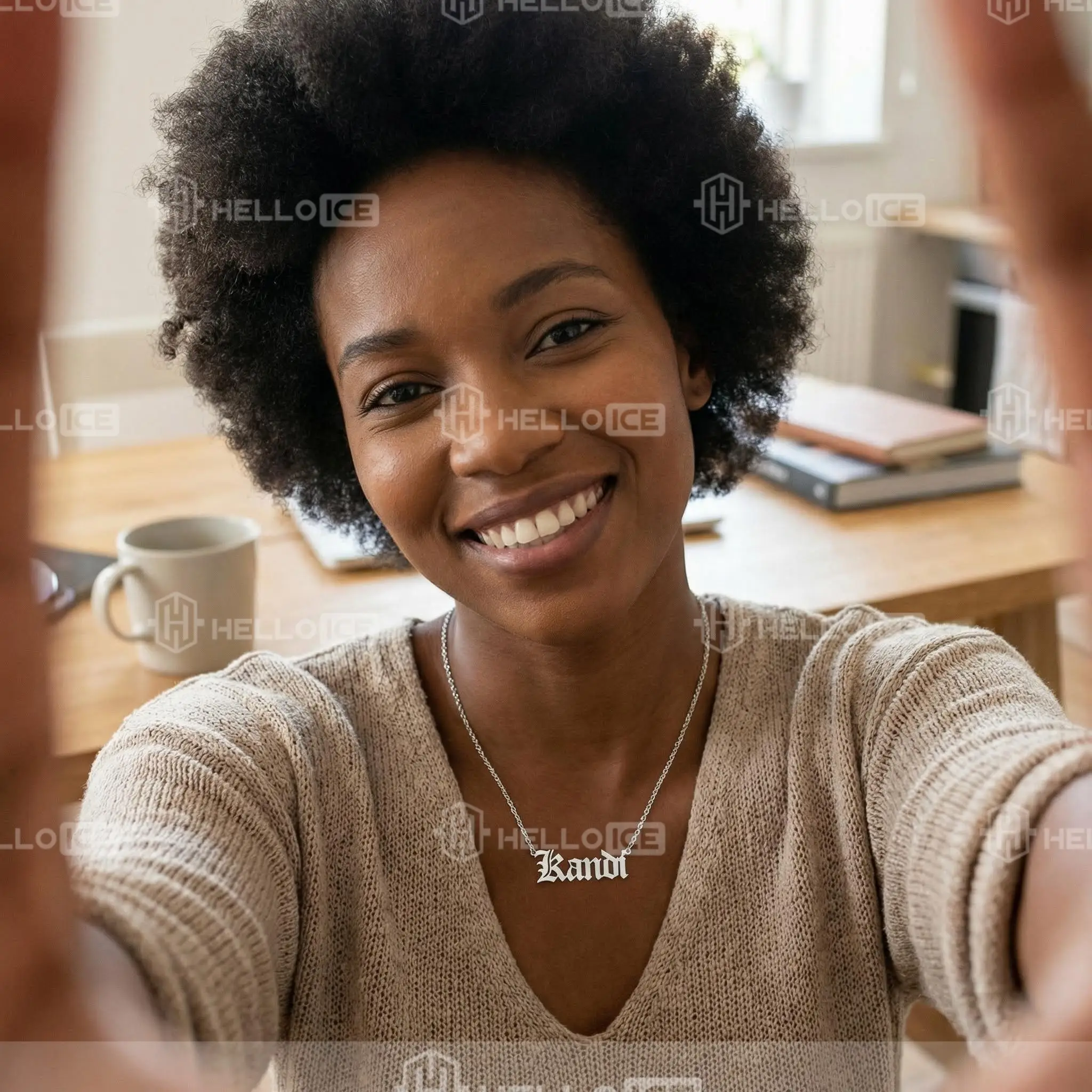 Helloice Review Image