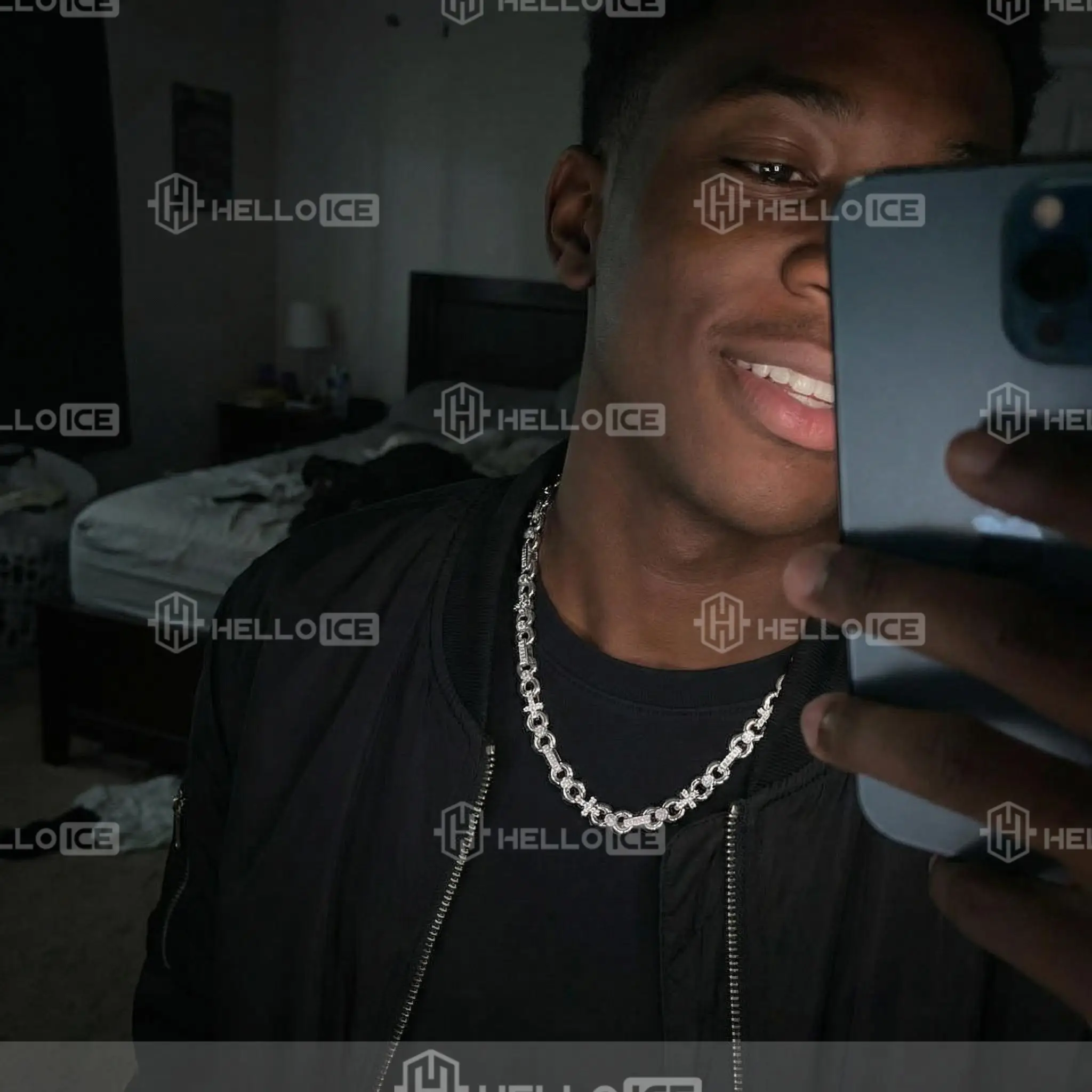 Helloice Review Image