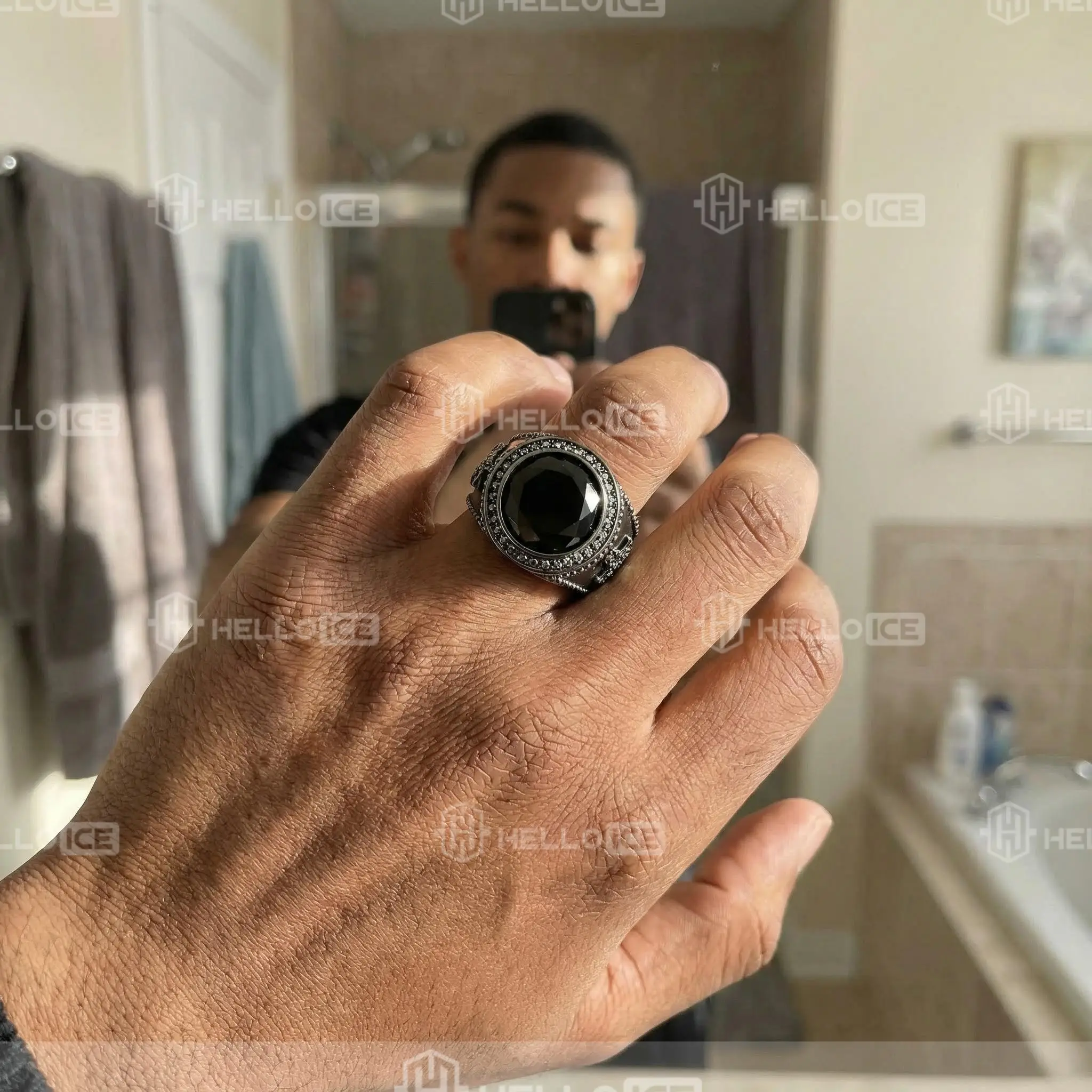 Helloice Review Image