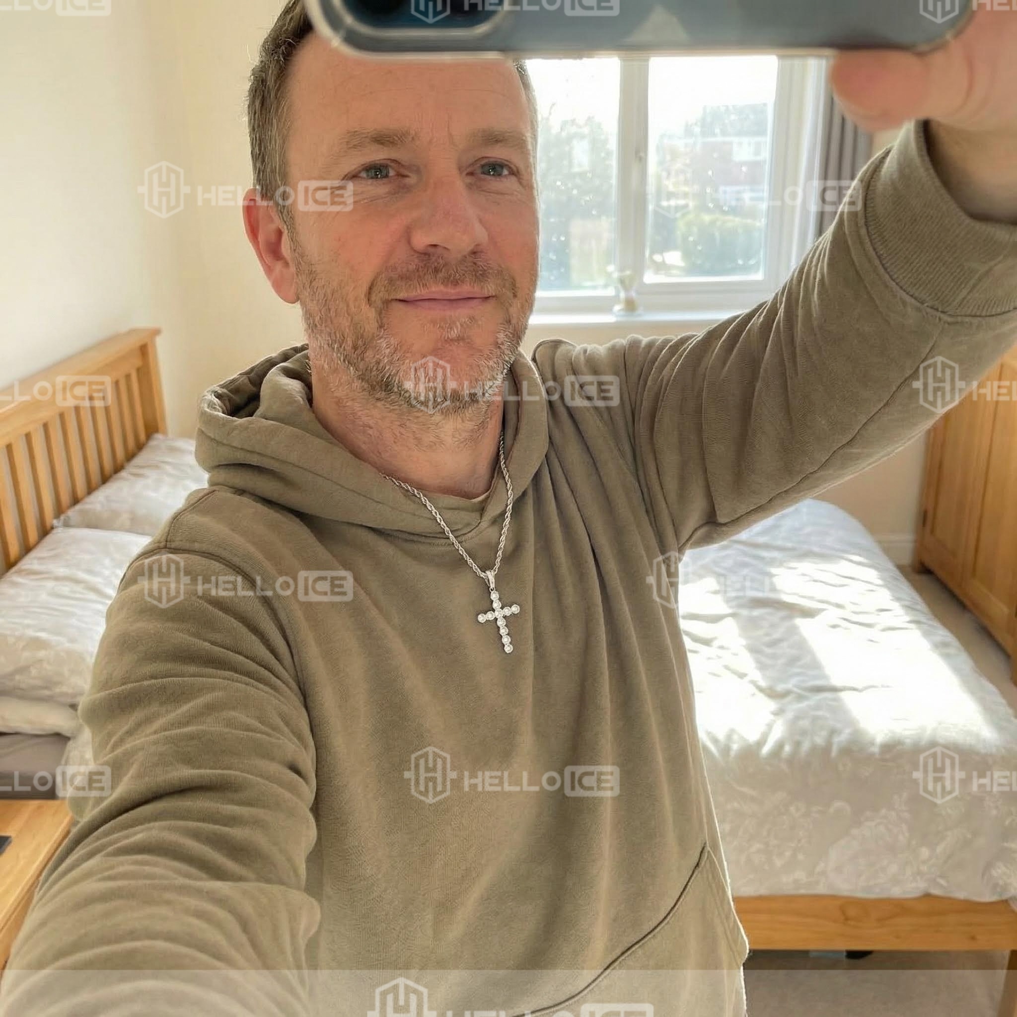 Helloice Review Image