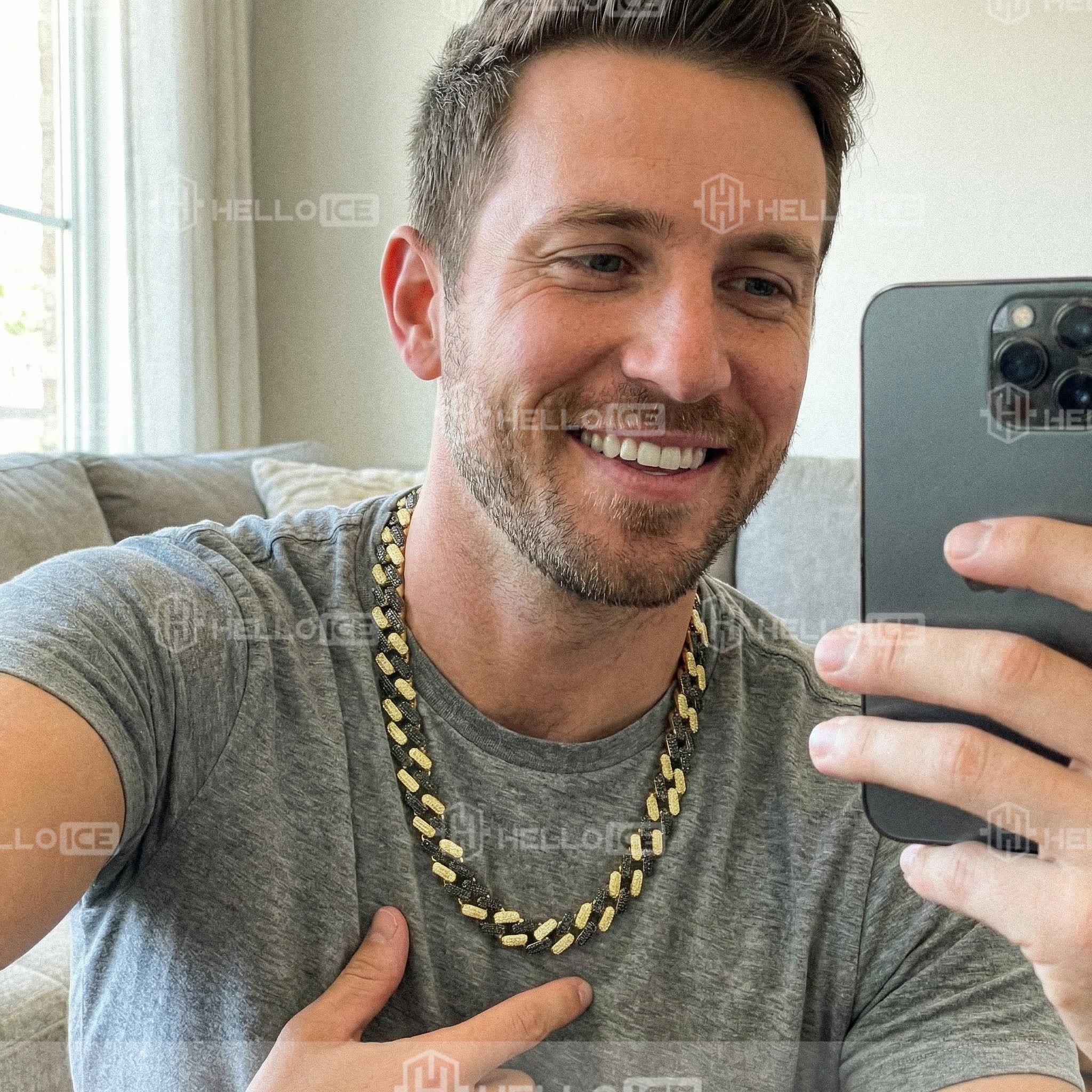 Helloice Review Image