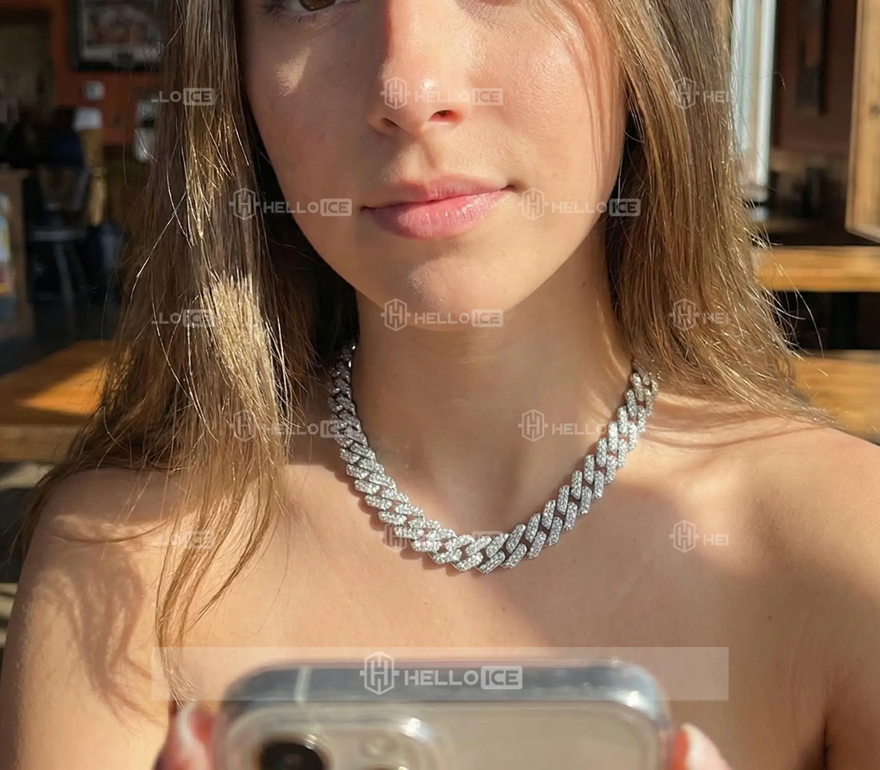 Helloice Review Image