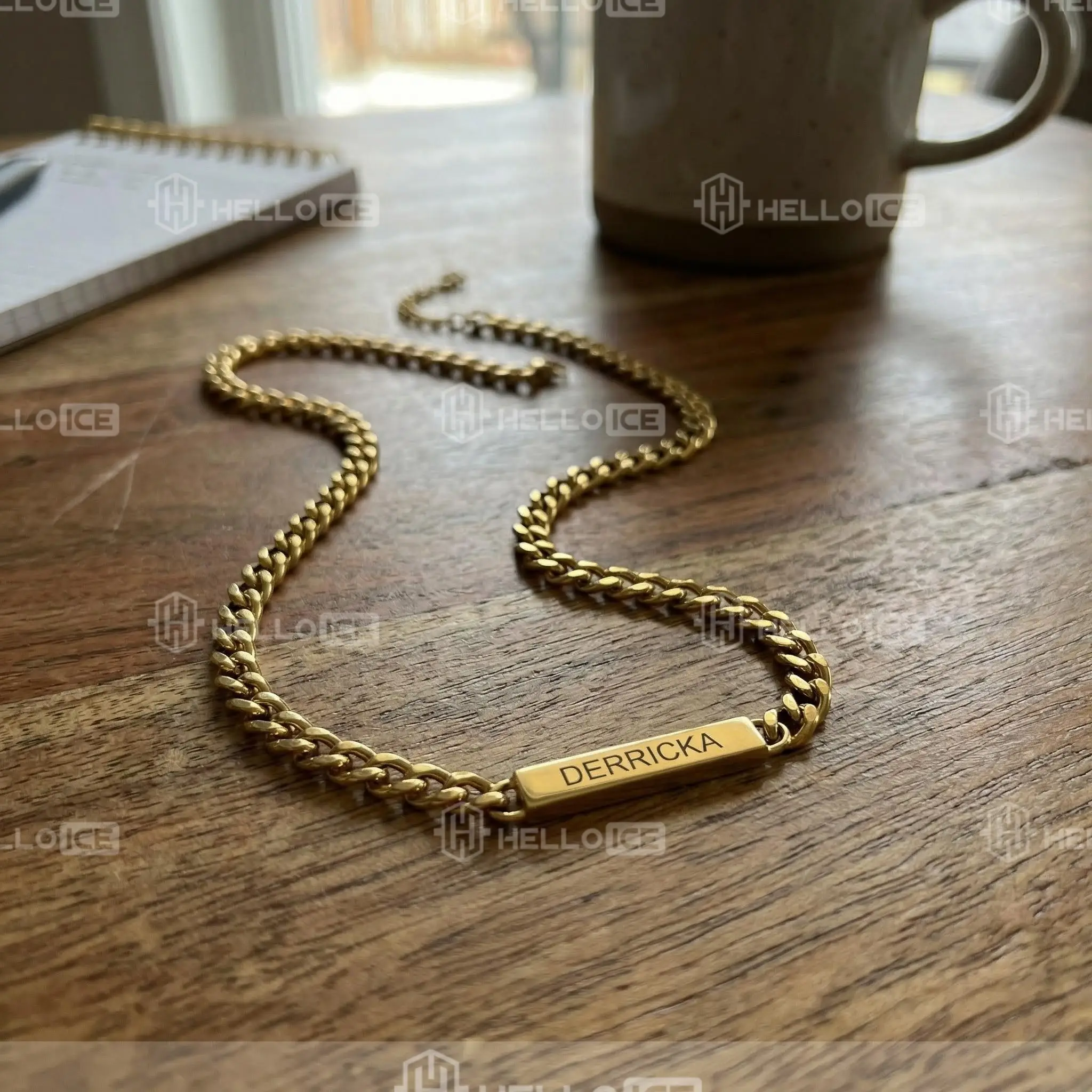 Helloice Review Image