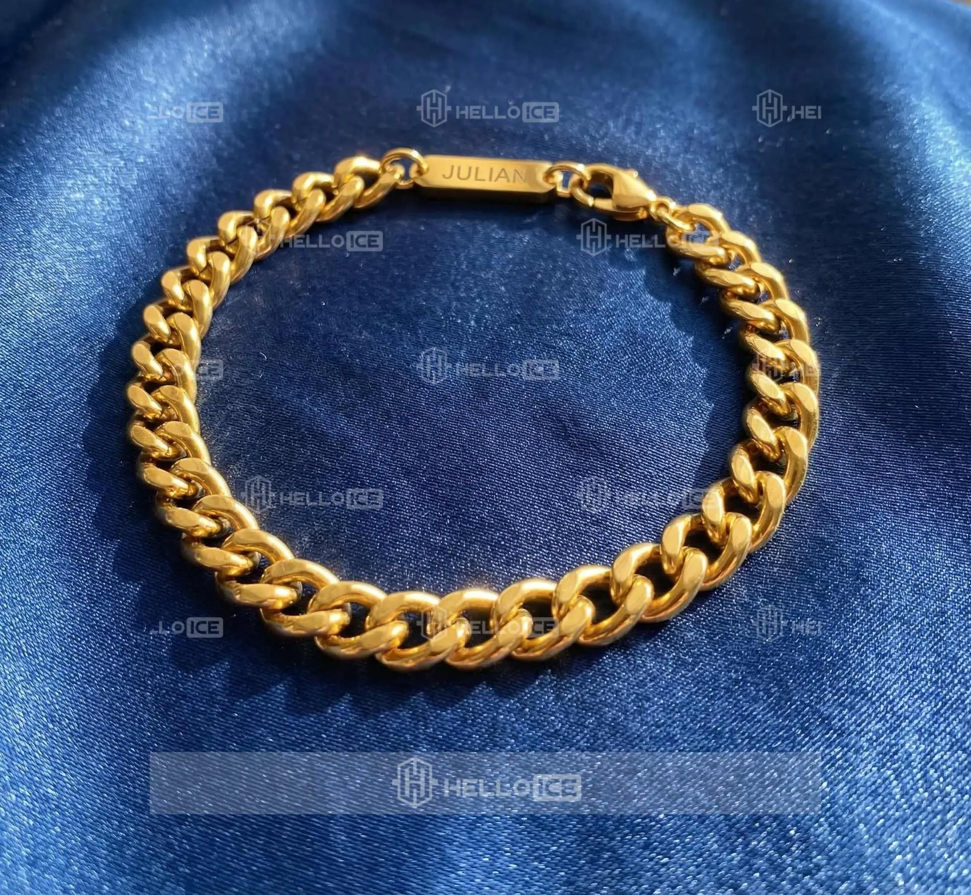 Helloice Review Image