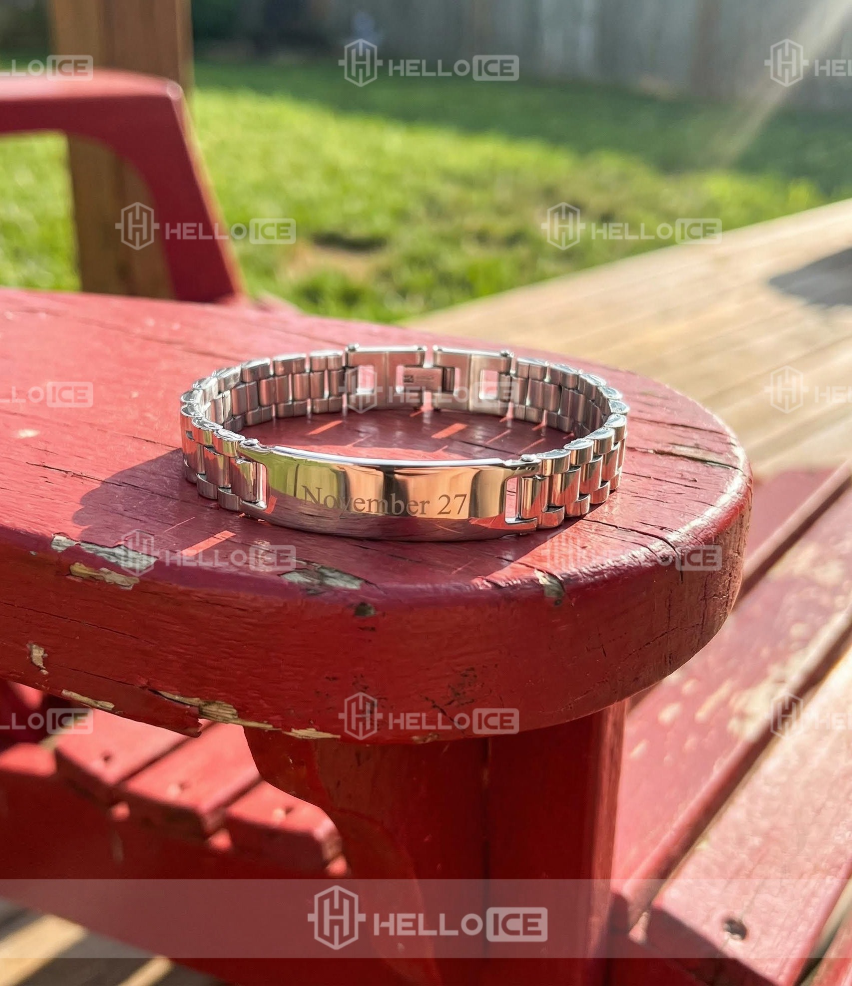 Helloice Review Image