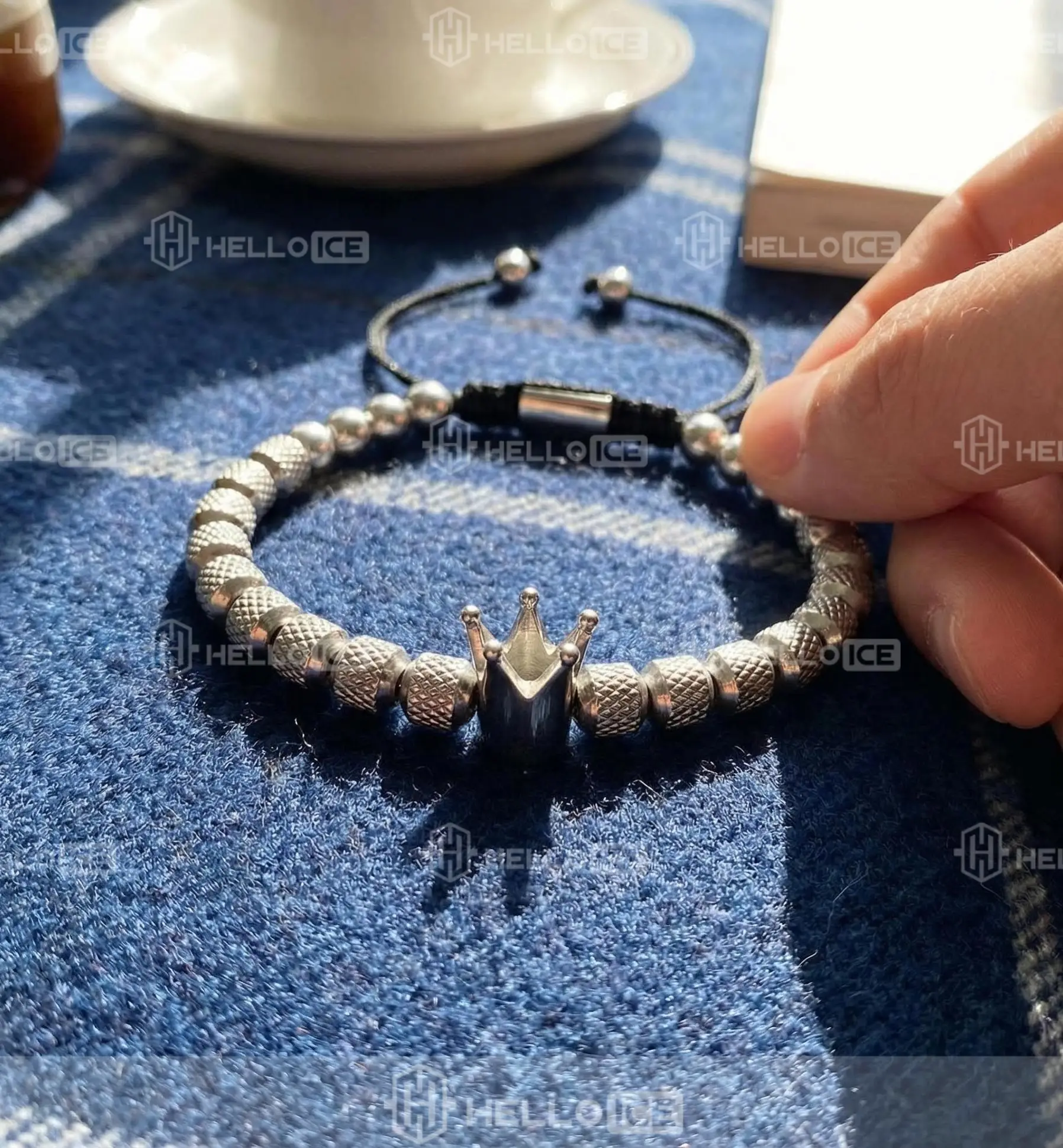 Helloice Review Image