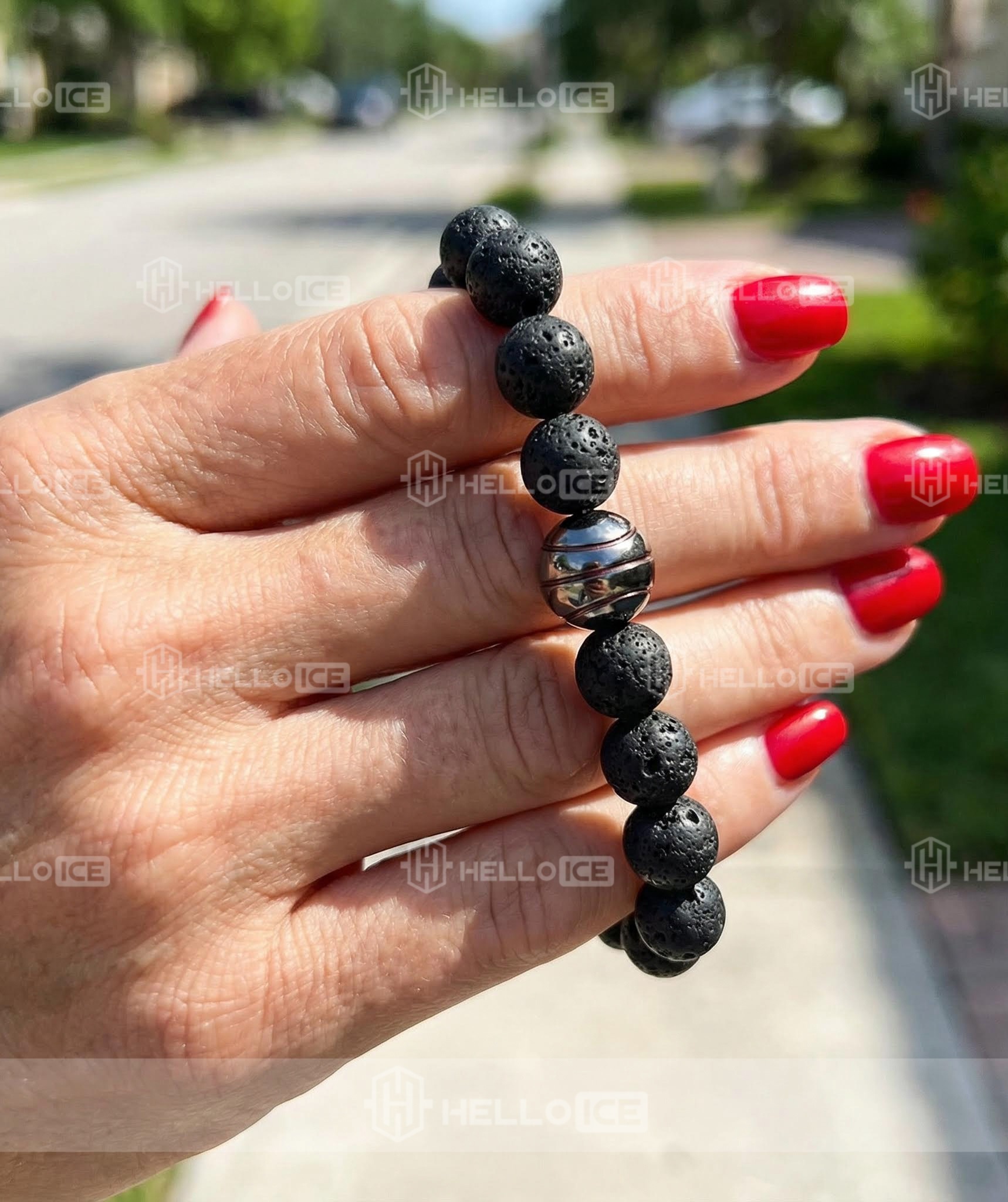 Helloice Review Image