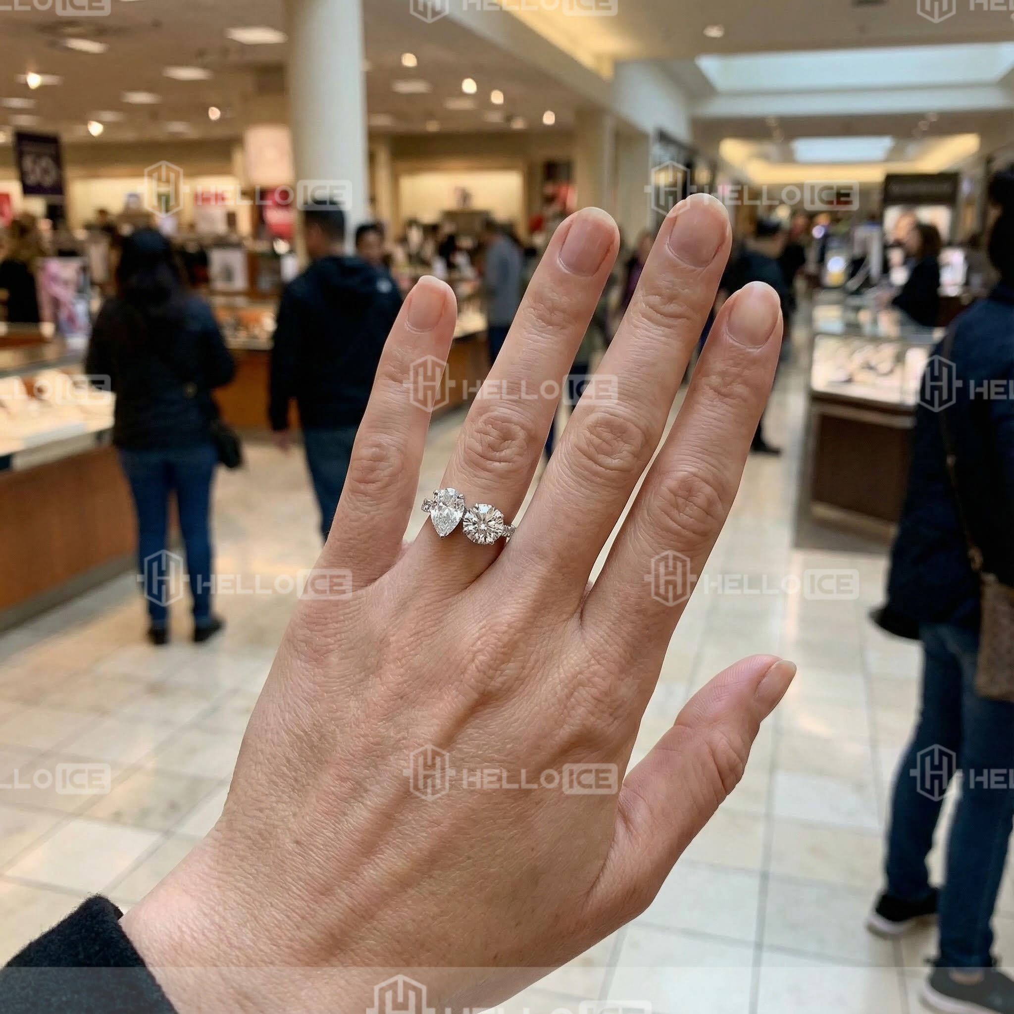 Helloice Review Image