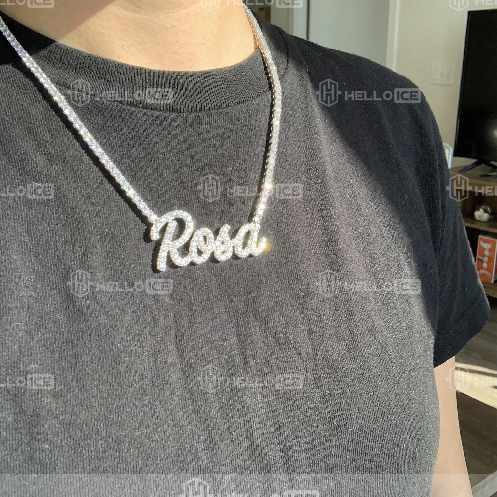 Helloice Review Image