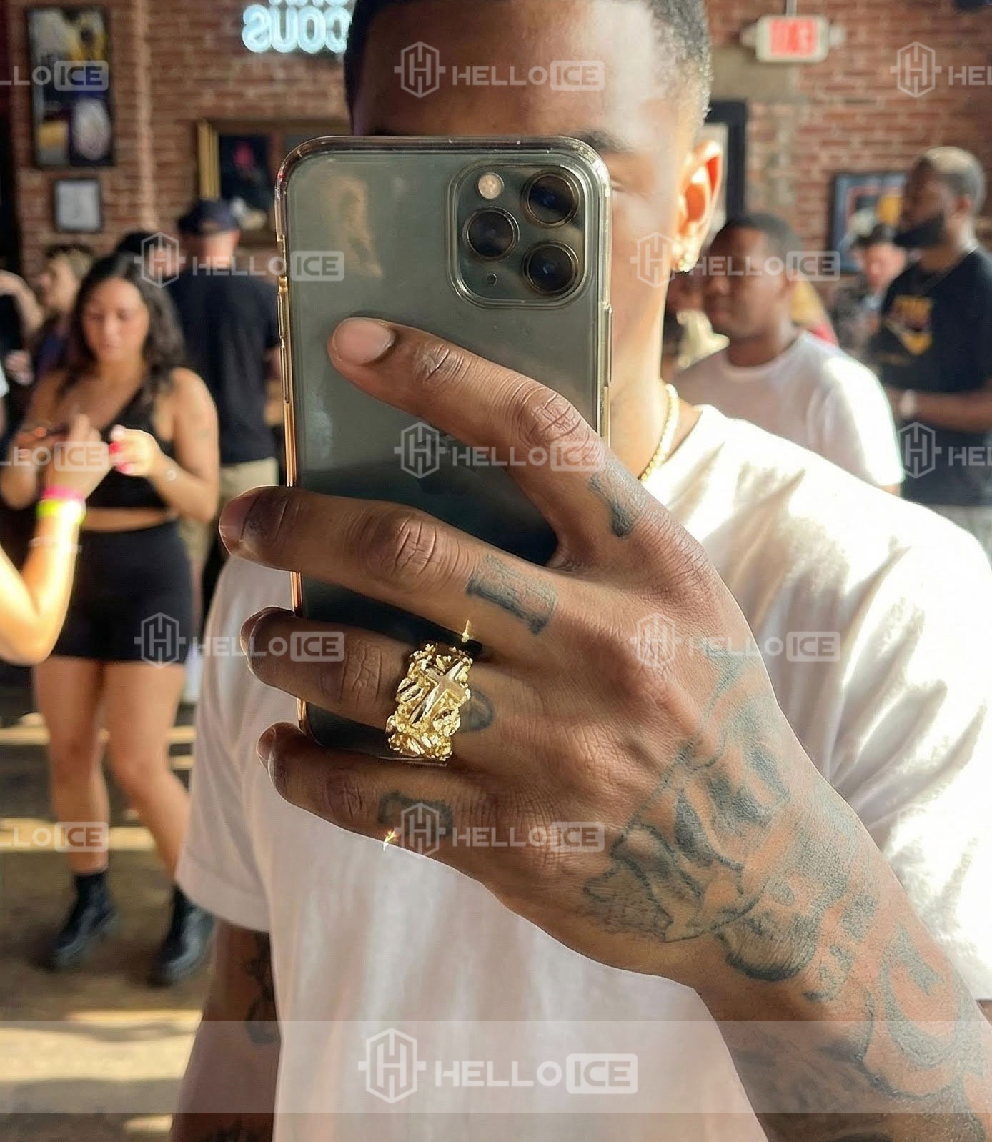 Helloice Review Image