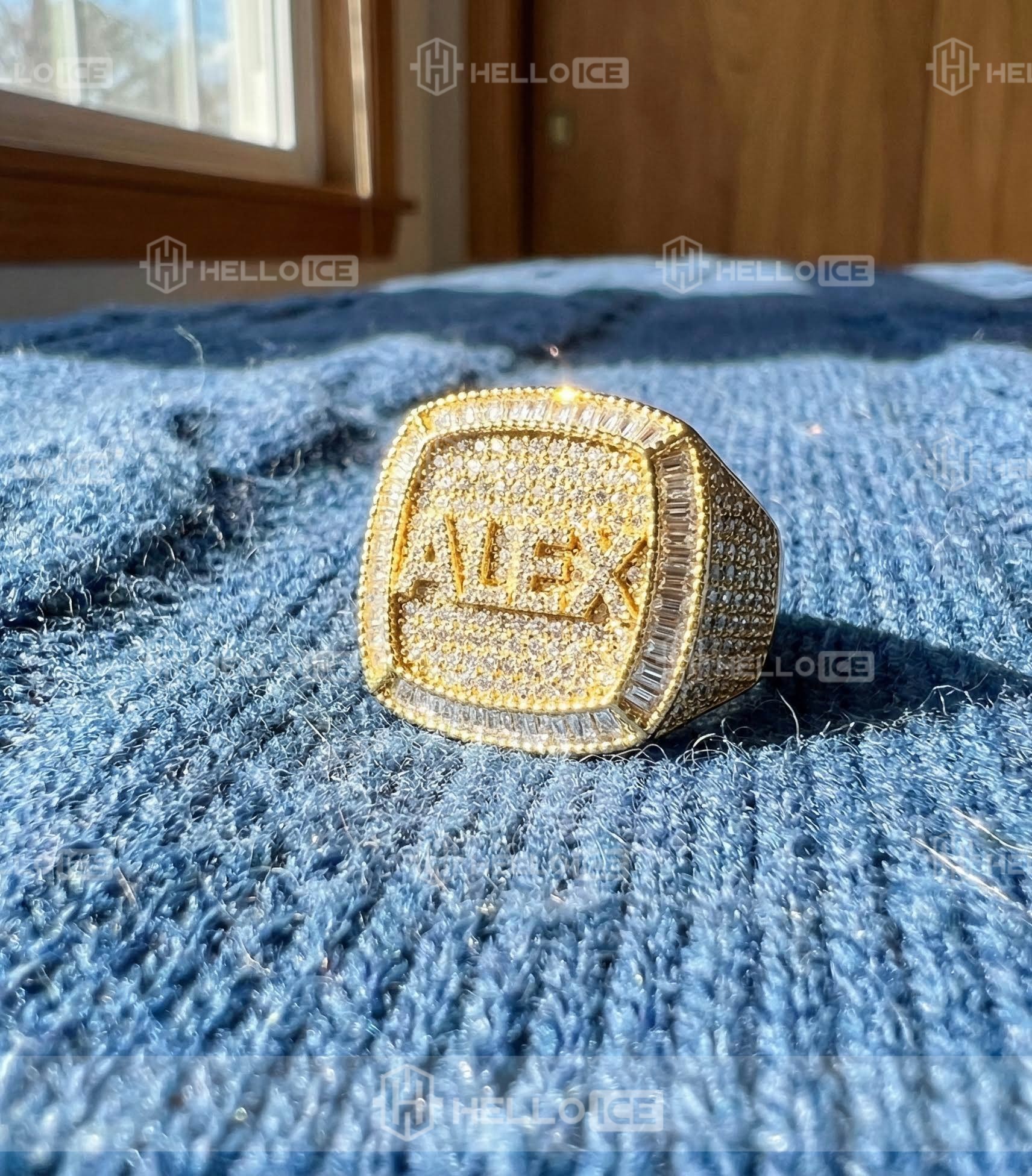 Helloice Review Image