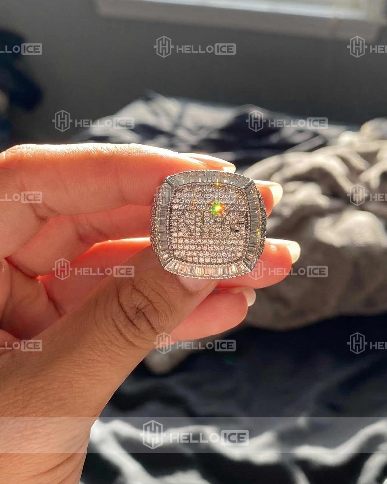 Helloice Review Image