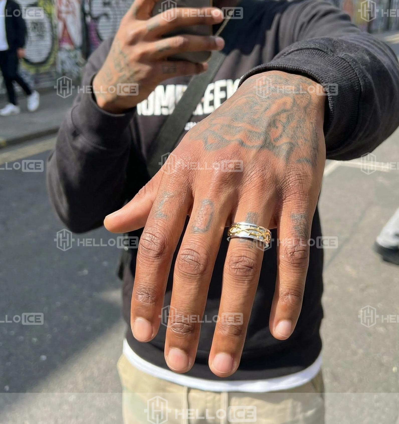 Helloice Review Image