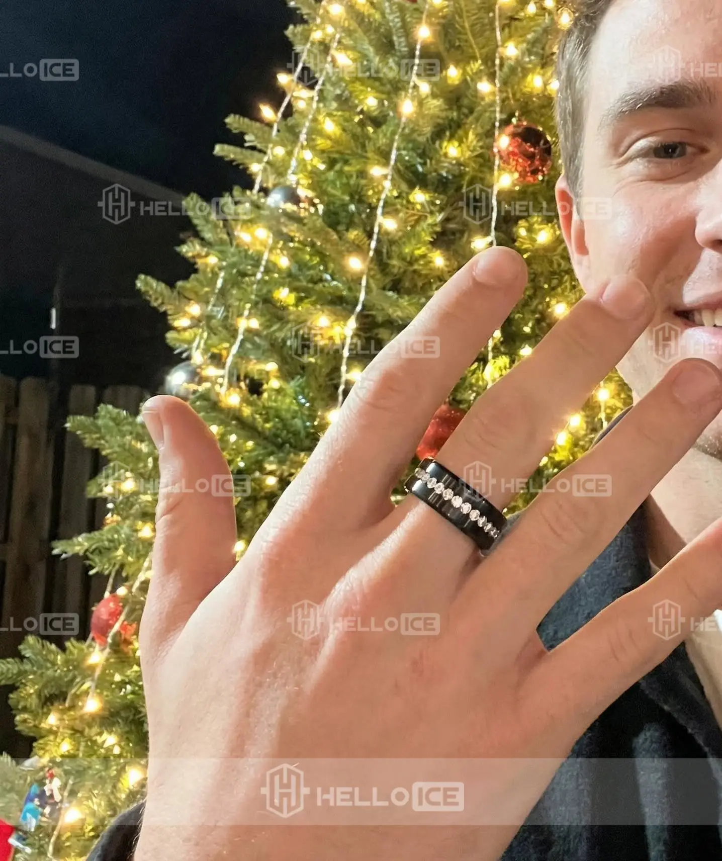 Helloice Review Image