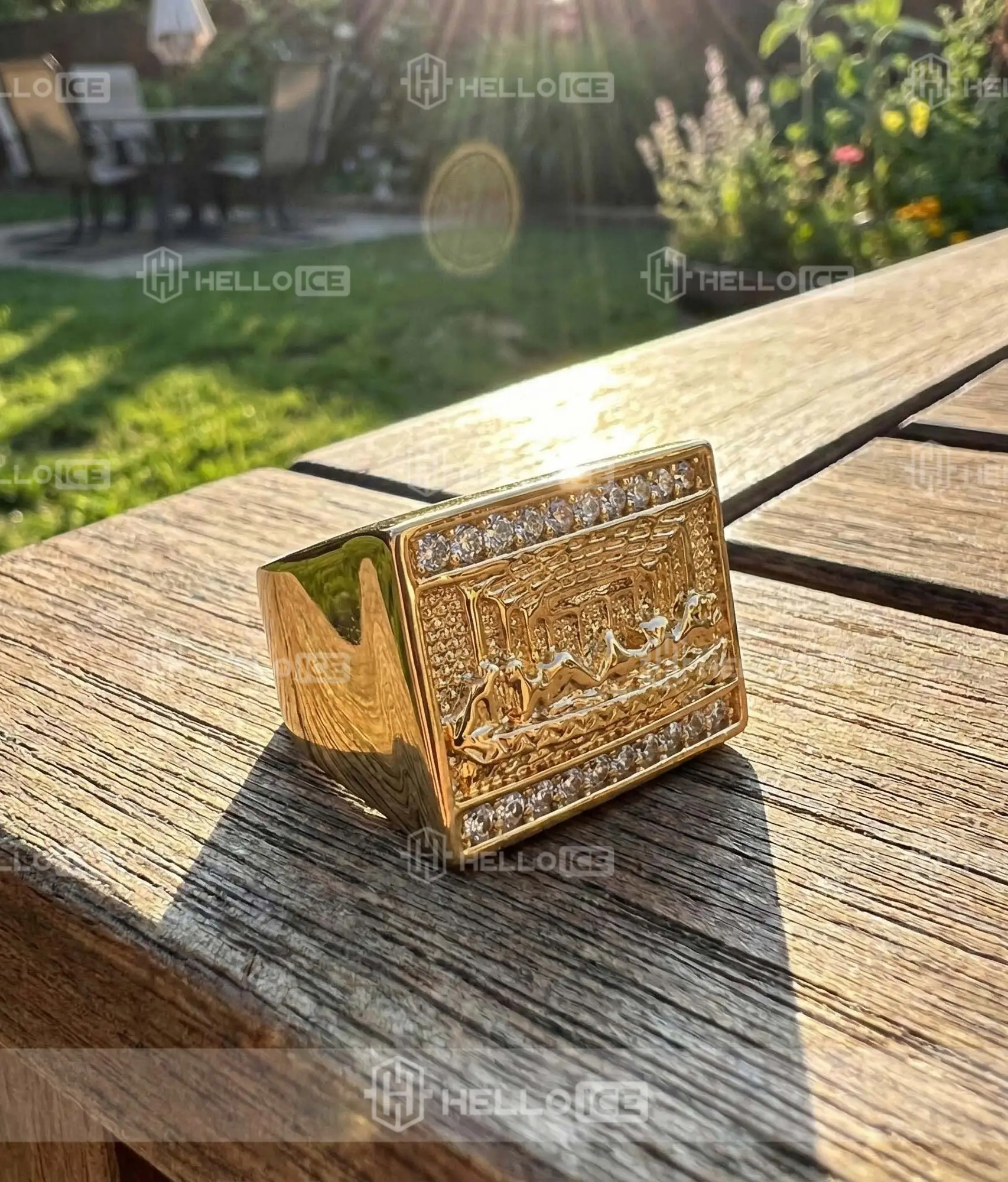 Helloice Review Image