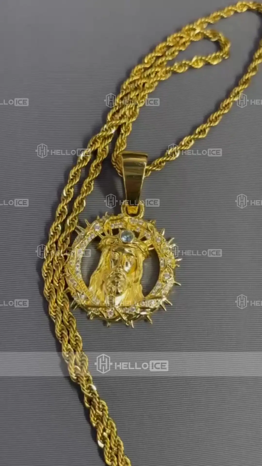 Helloice Review Image