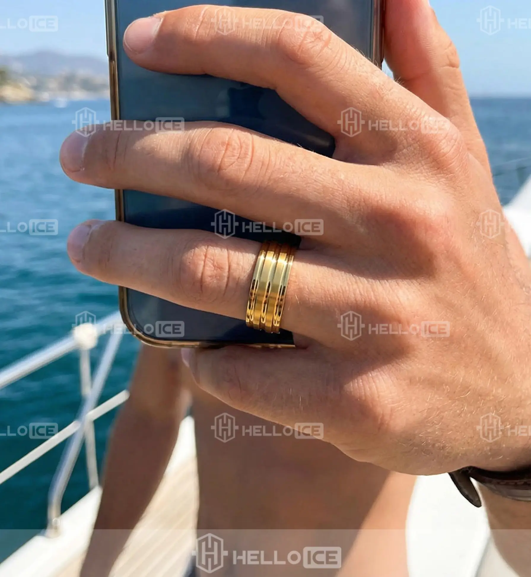 Helloice Review Image