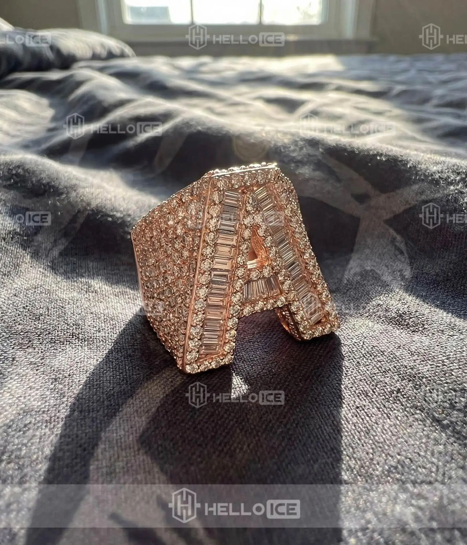 Helloice Review Image